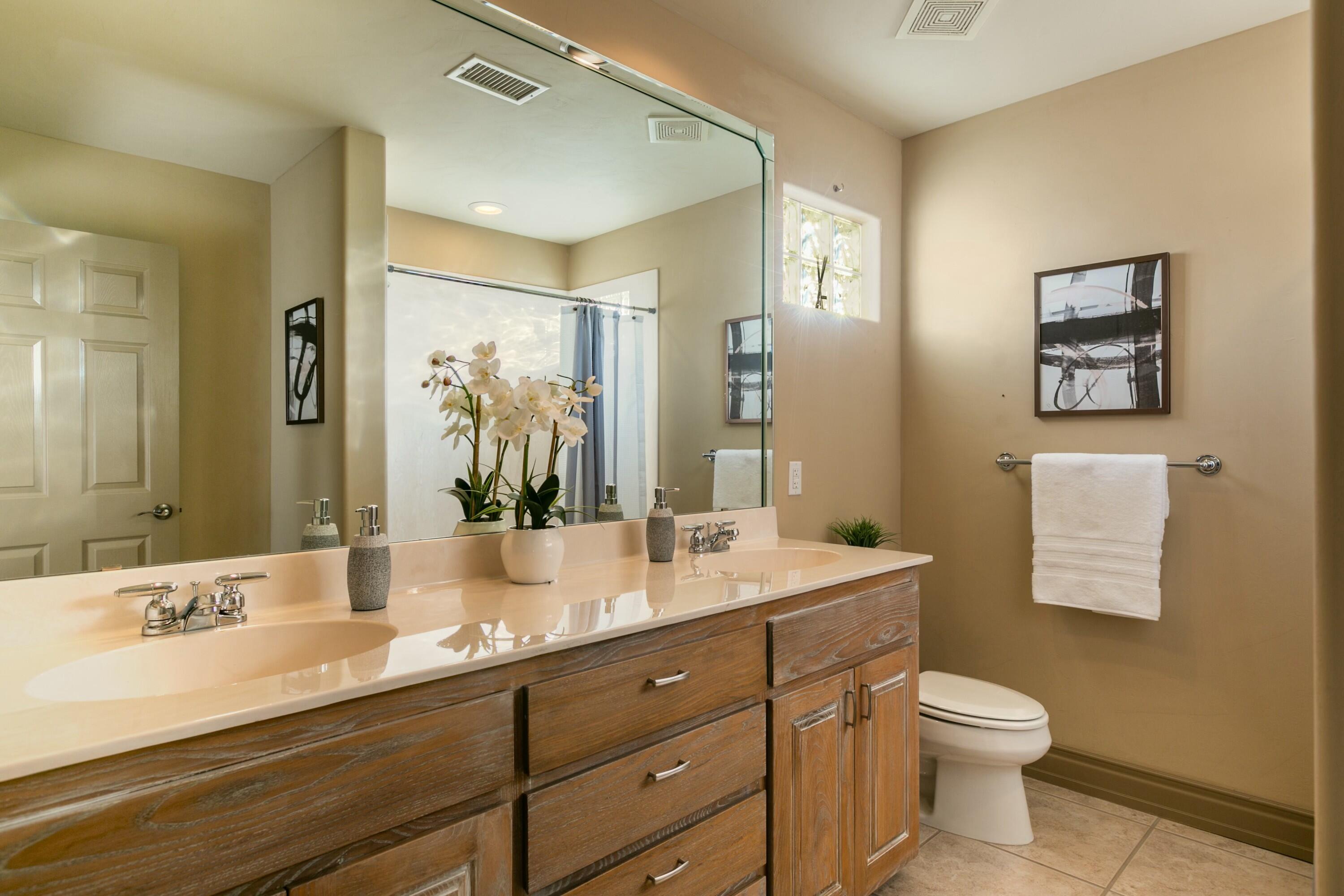 12709 DESERT MARIGOLD Lane NE