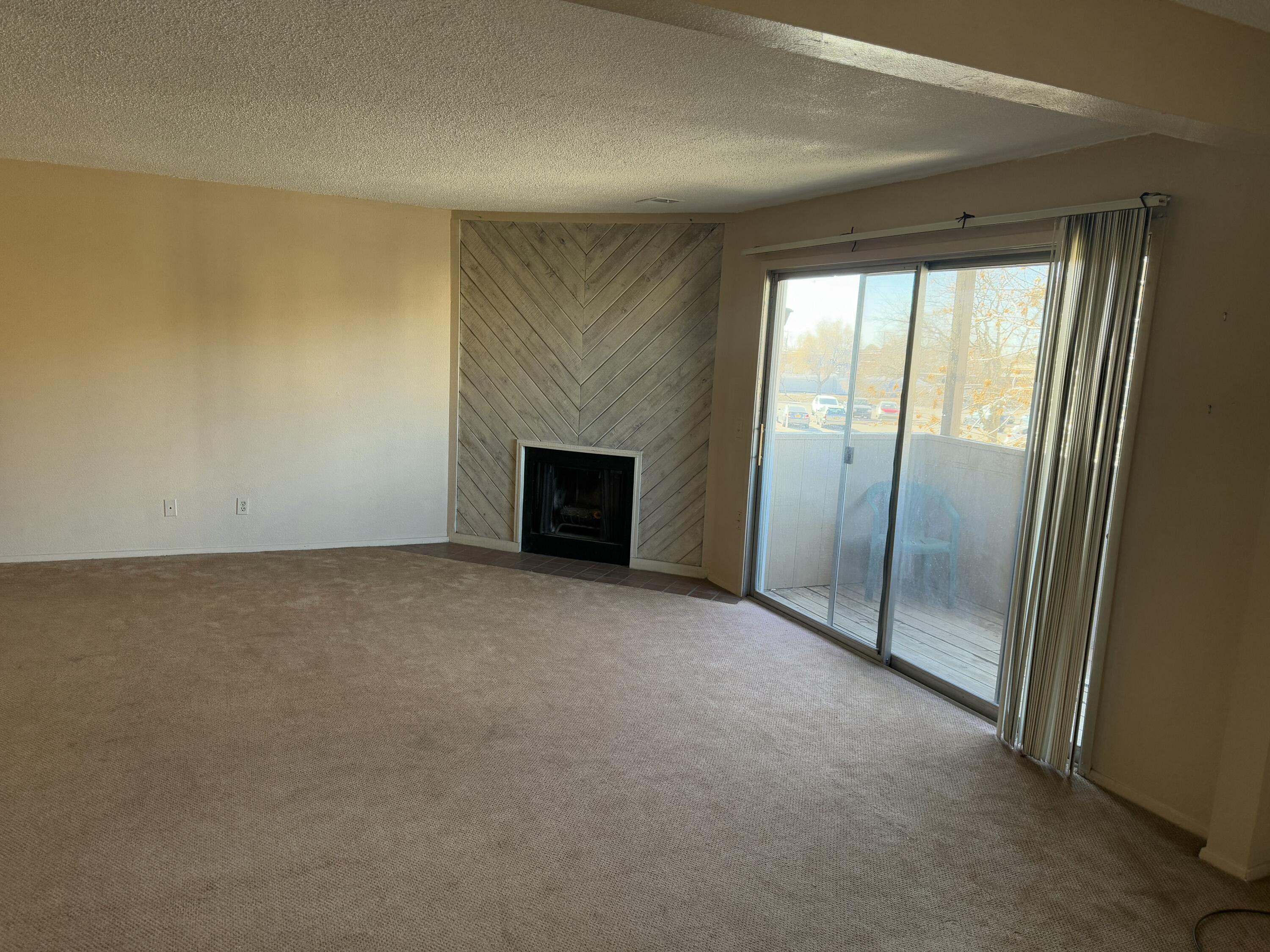 3831 MONTGOMERY Boulevard NE 422