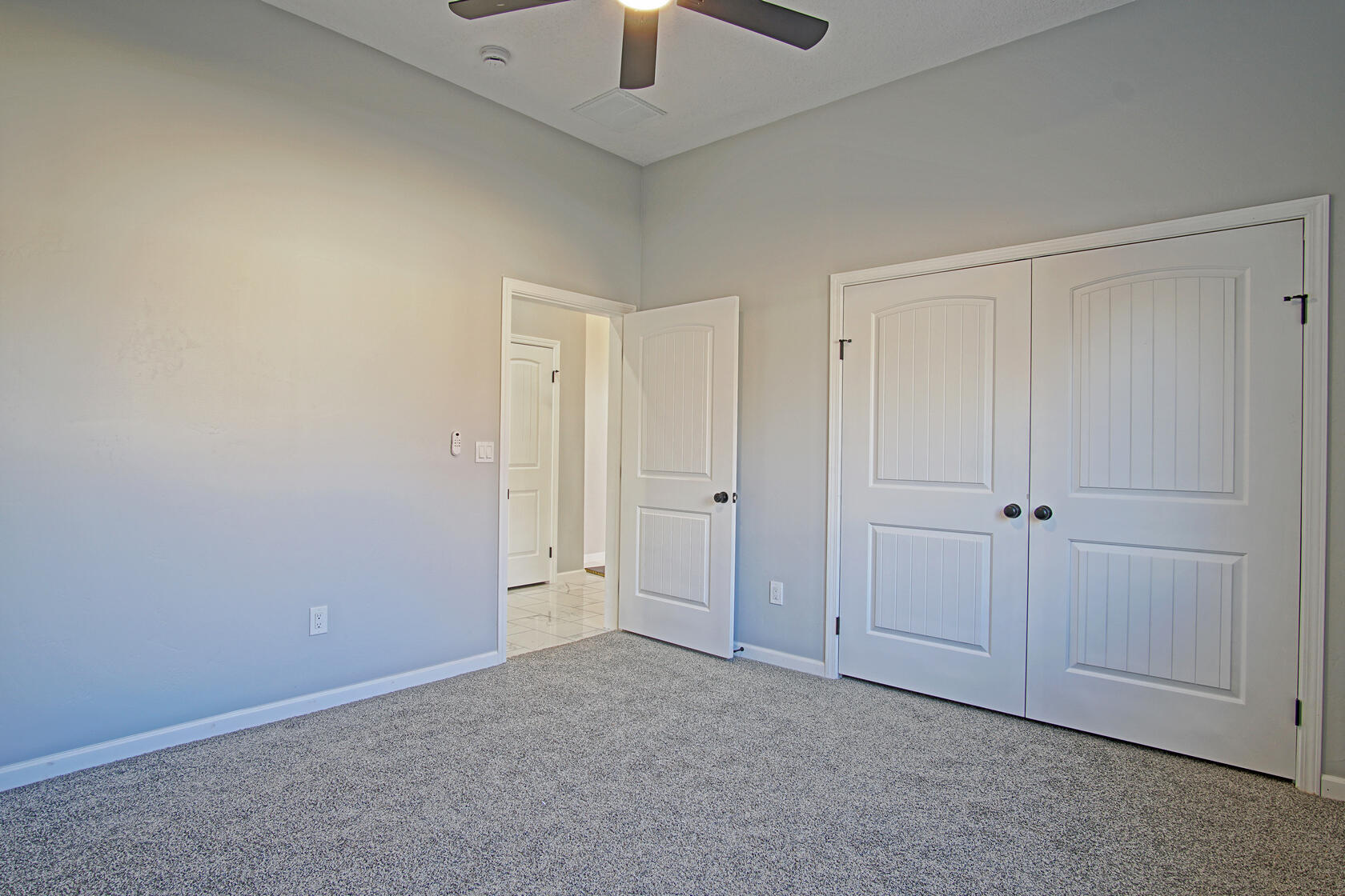 1242 VILLA ROSIE Court SW