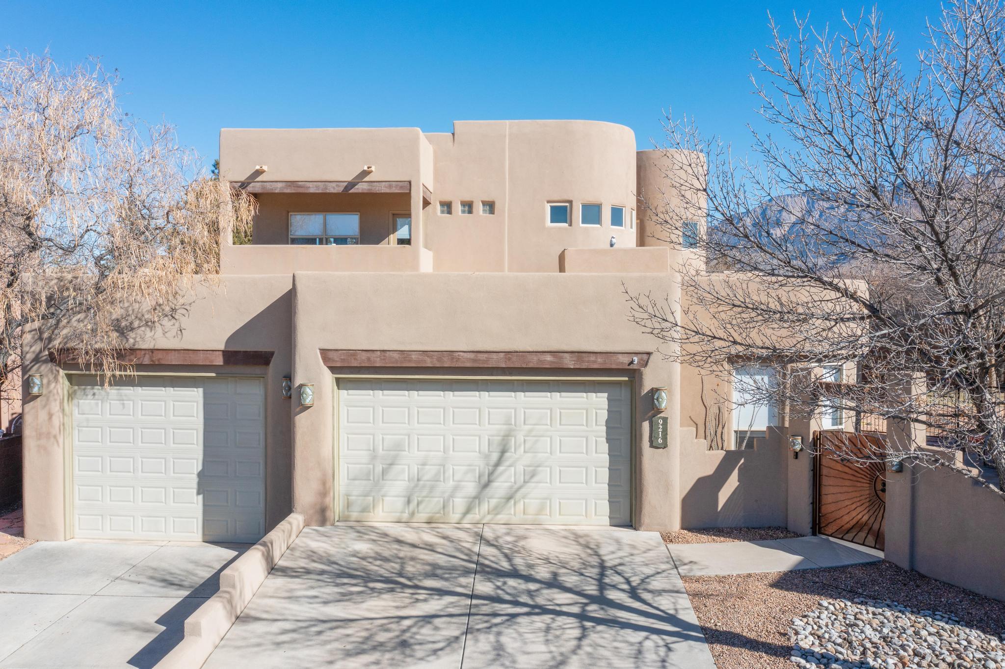 9216 AUTUMN ROSE Drive NE