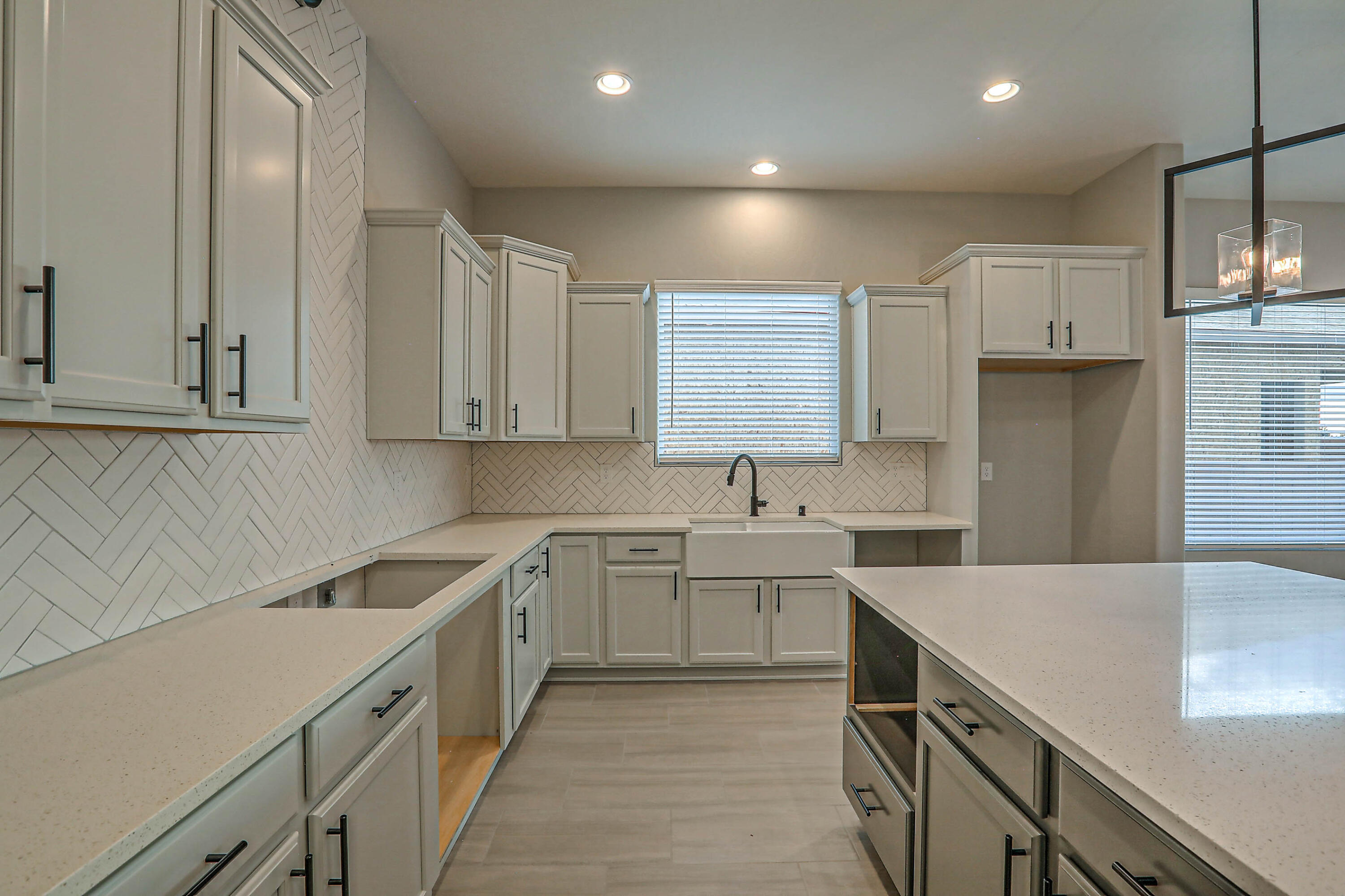 7747 MAJESTY Court NW