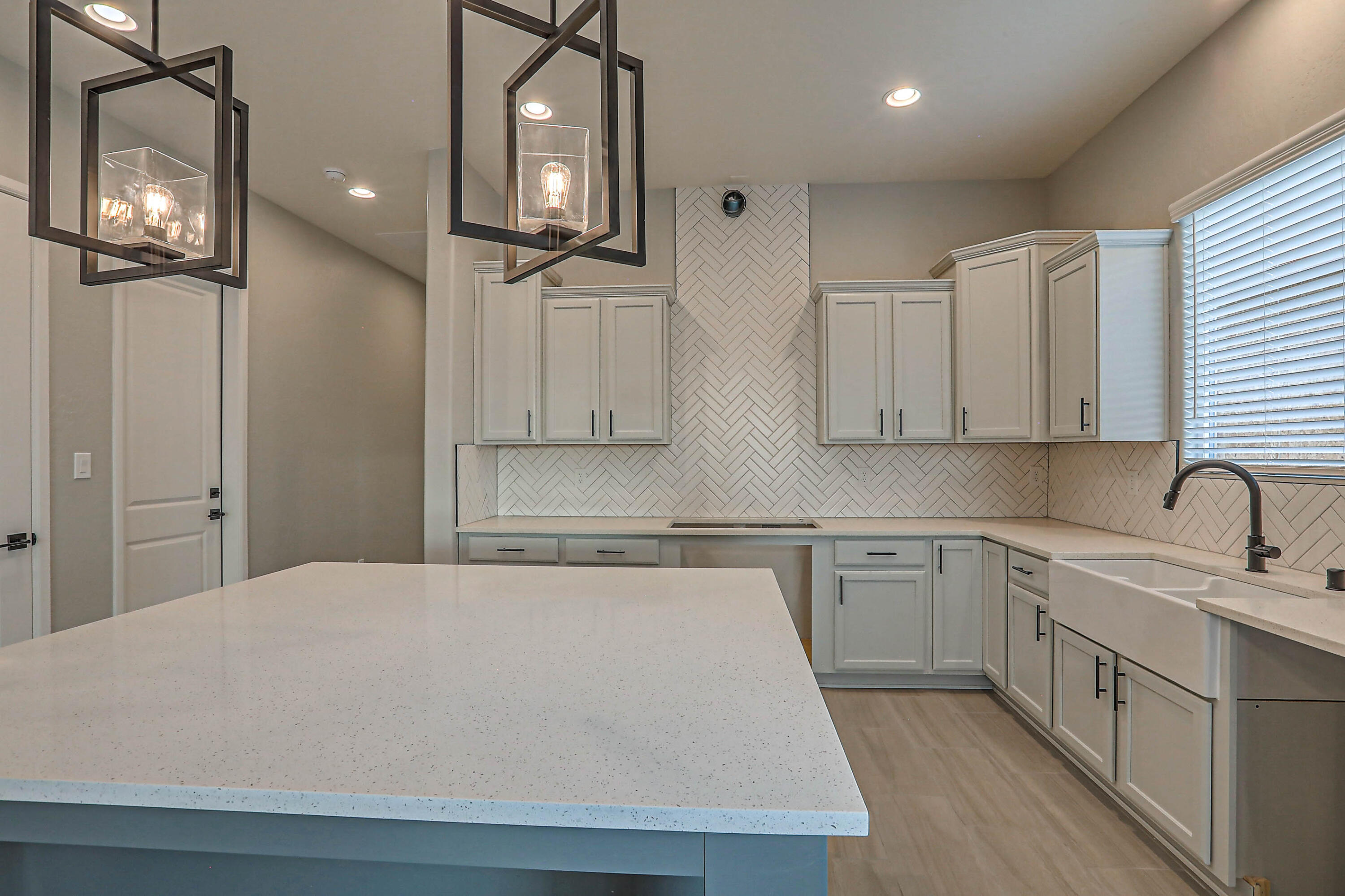 7747 MAJESTY Court NW