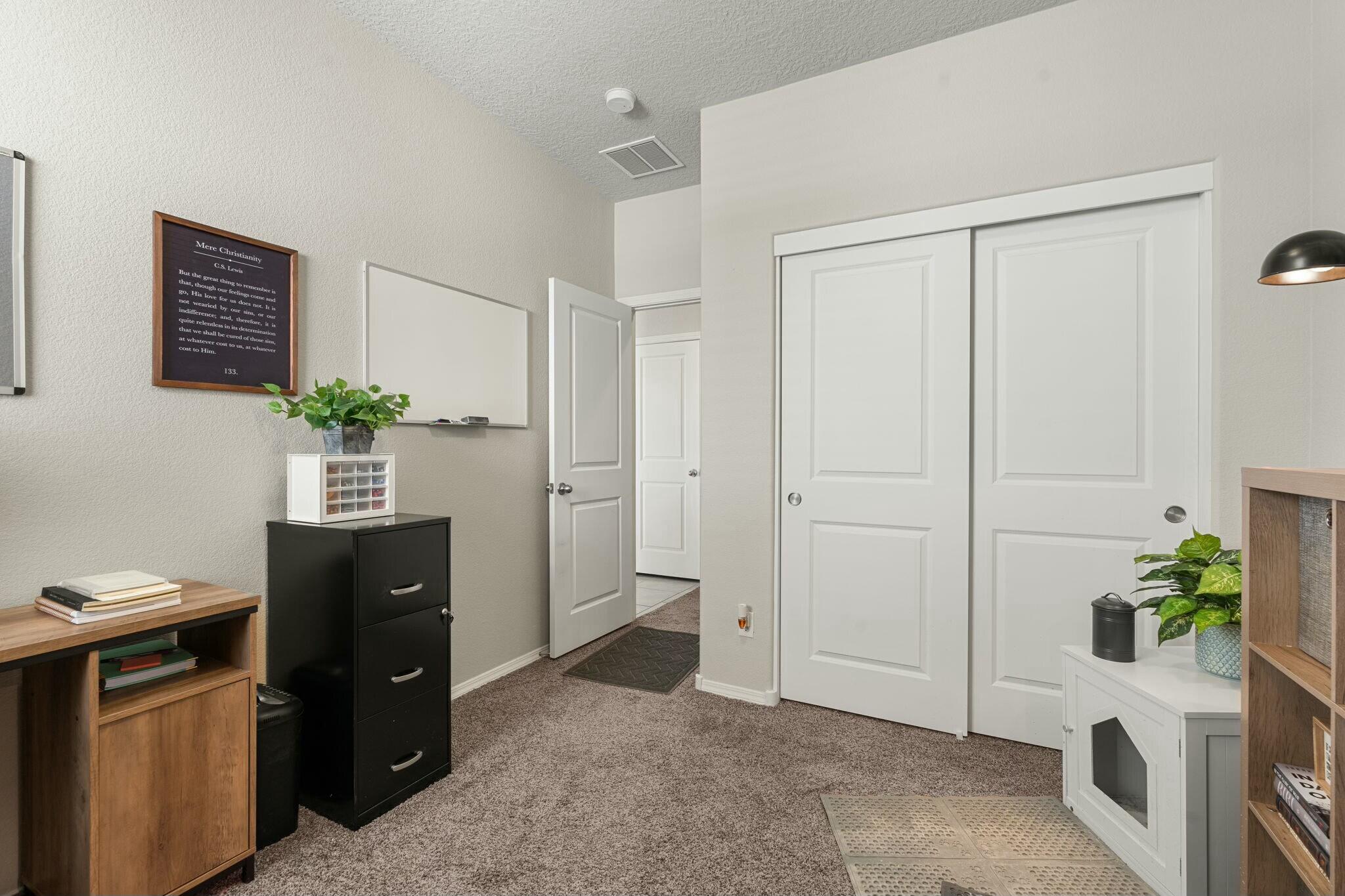 1617 VALLE VISTA Road NW