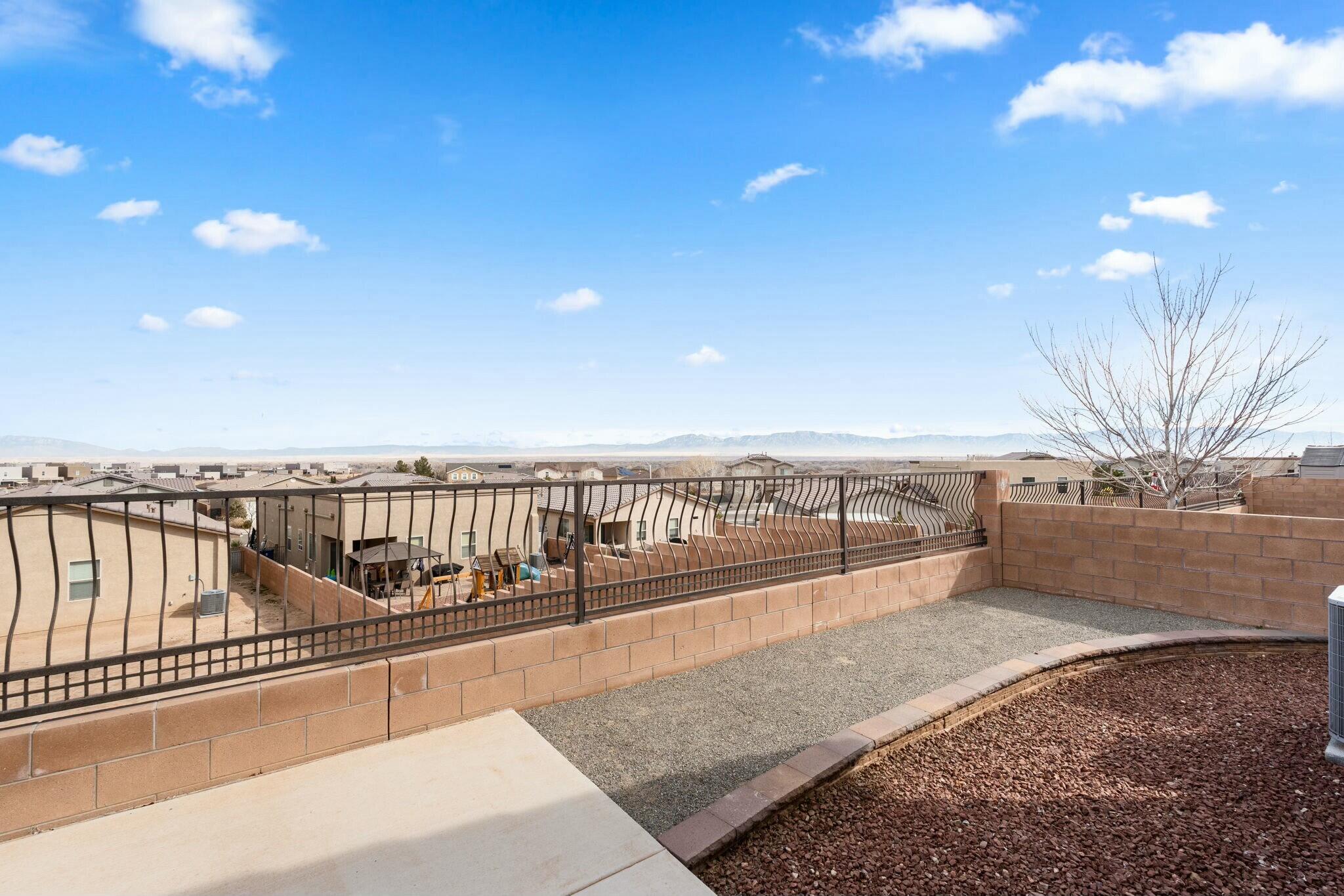 1617 VALLE VISTA Road NW