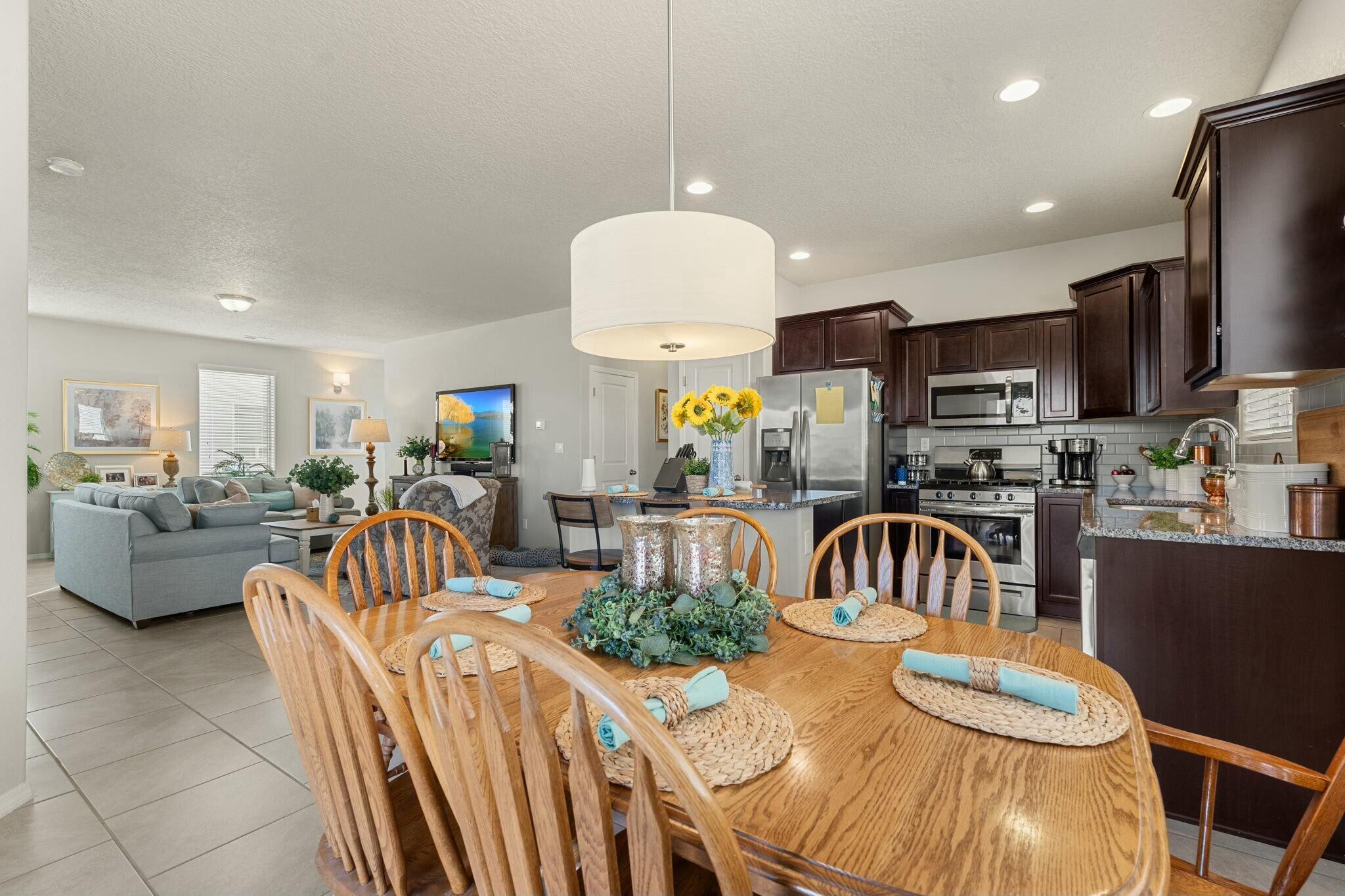 1617 VALLE VISTA Road NW