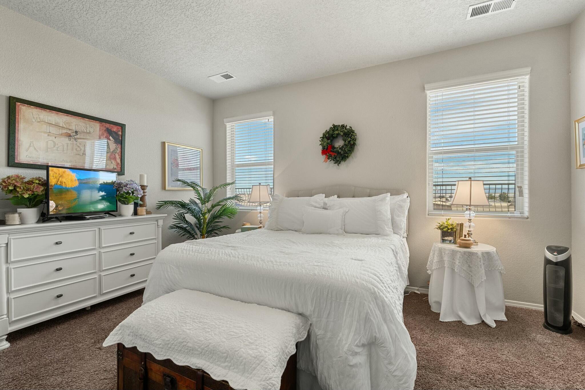 1617 VALLE VISTA Road NW