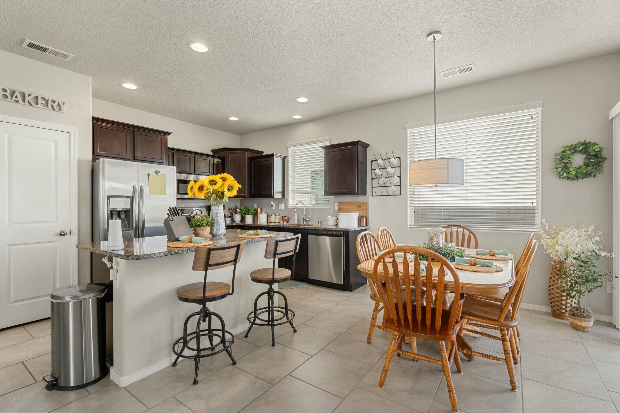 1617 VALLE VISTA Road NW