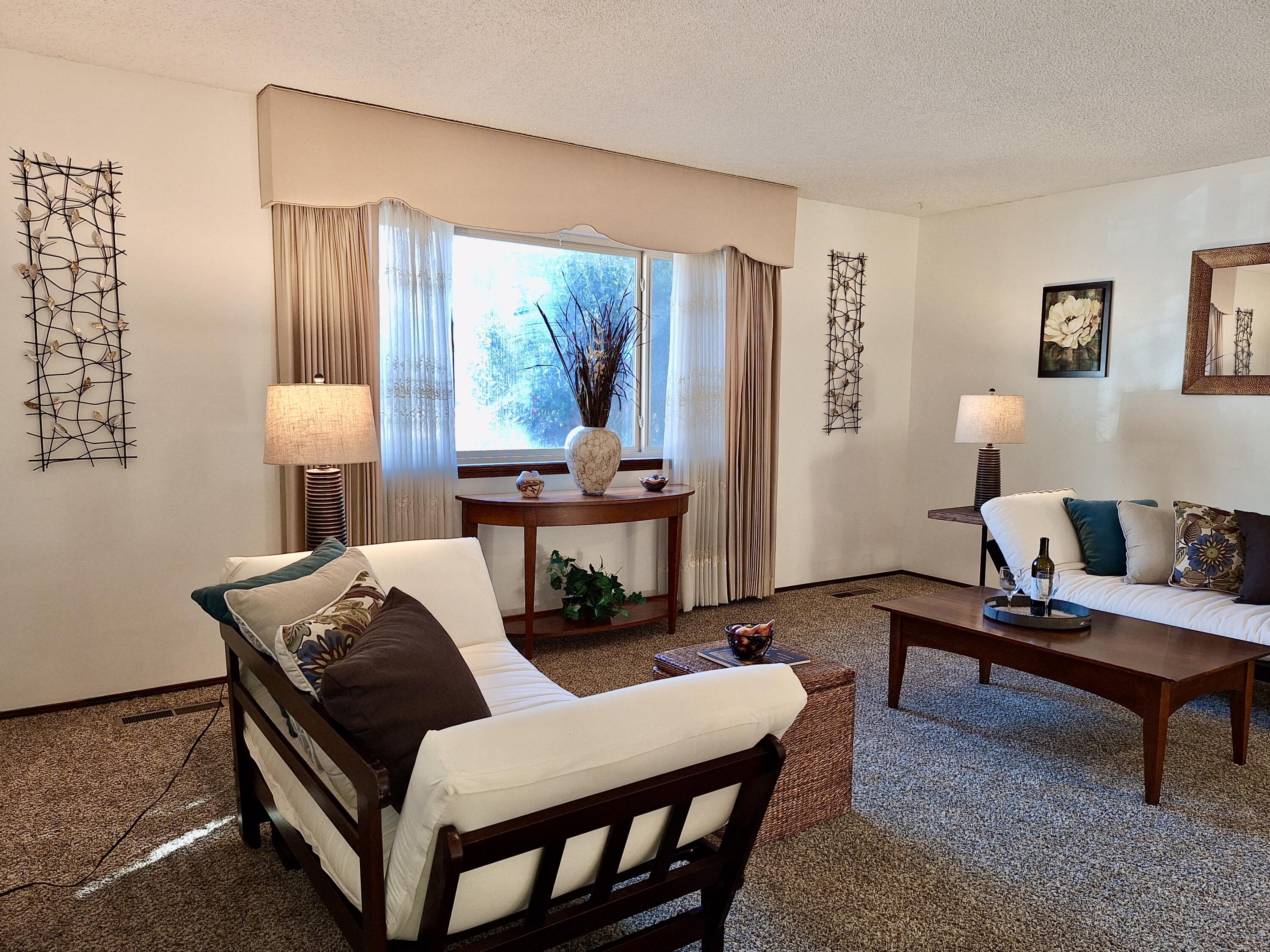 13317 Desert Flower Place NE