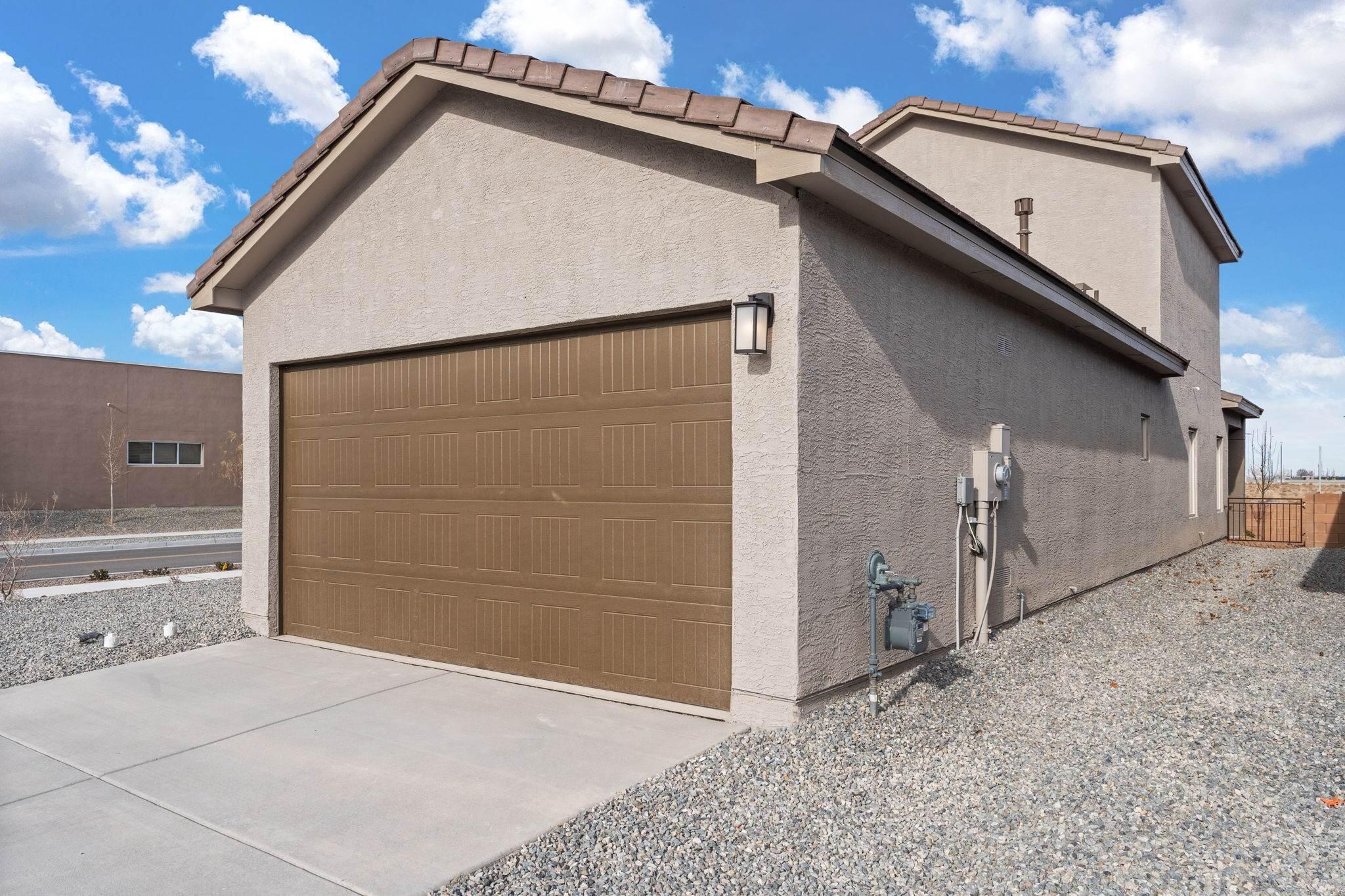 5520 Newhall Drive SE