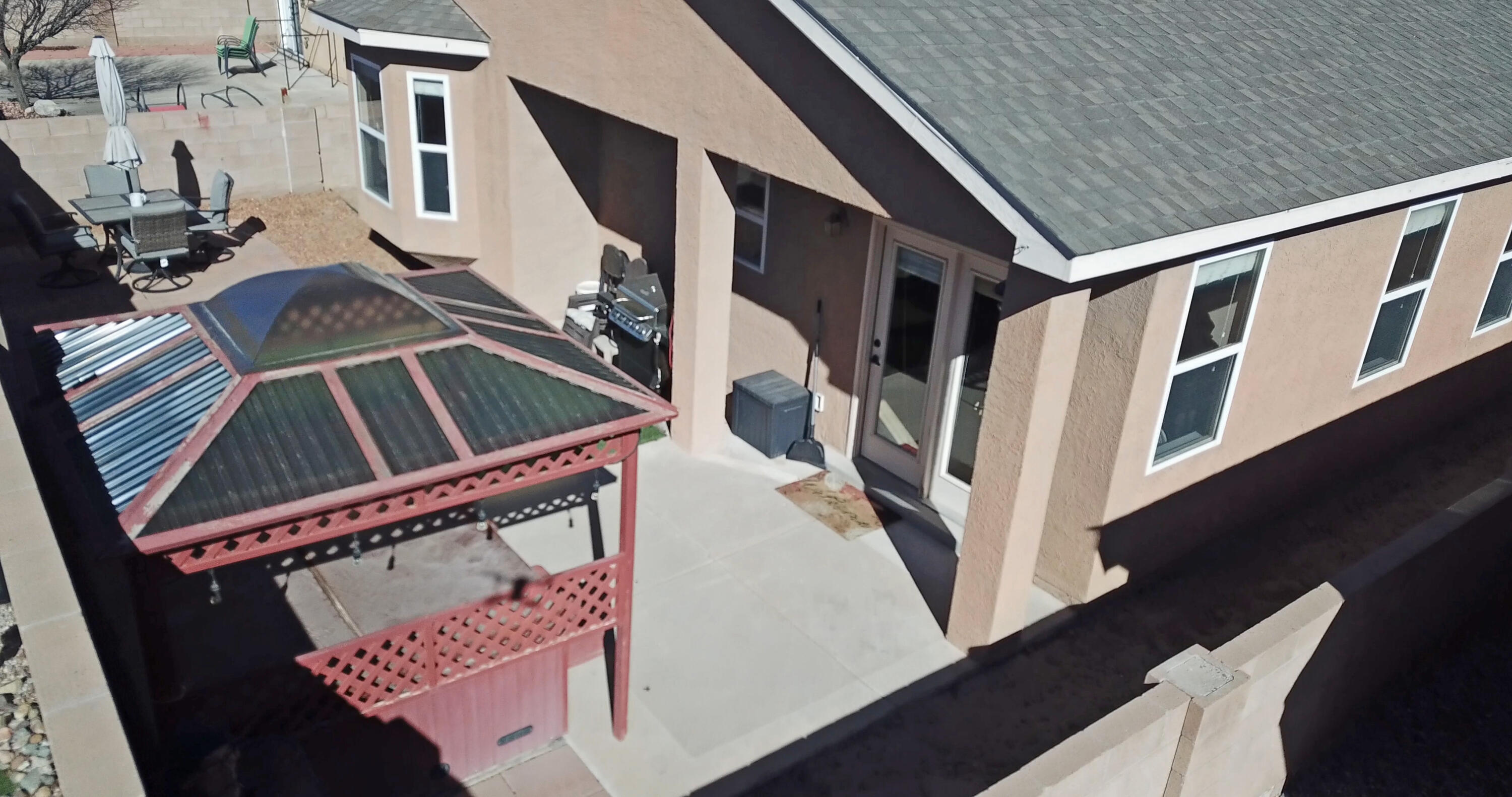 859 MOLTEN Place NW