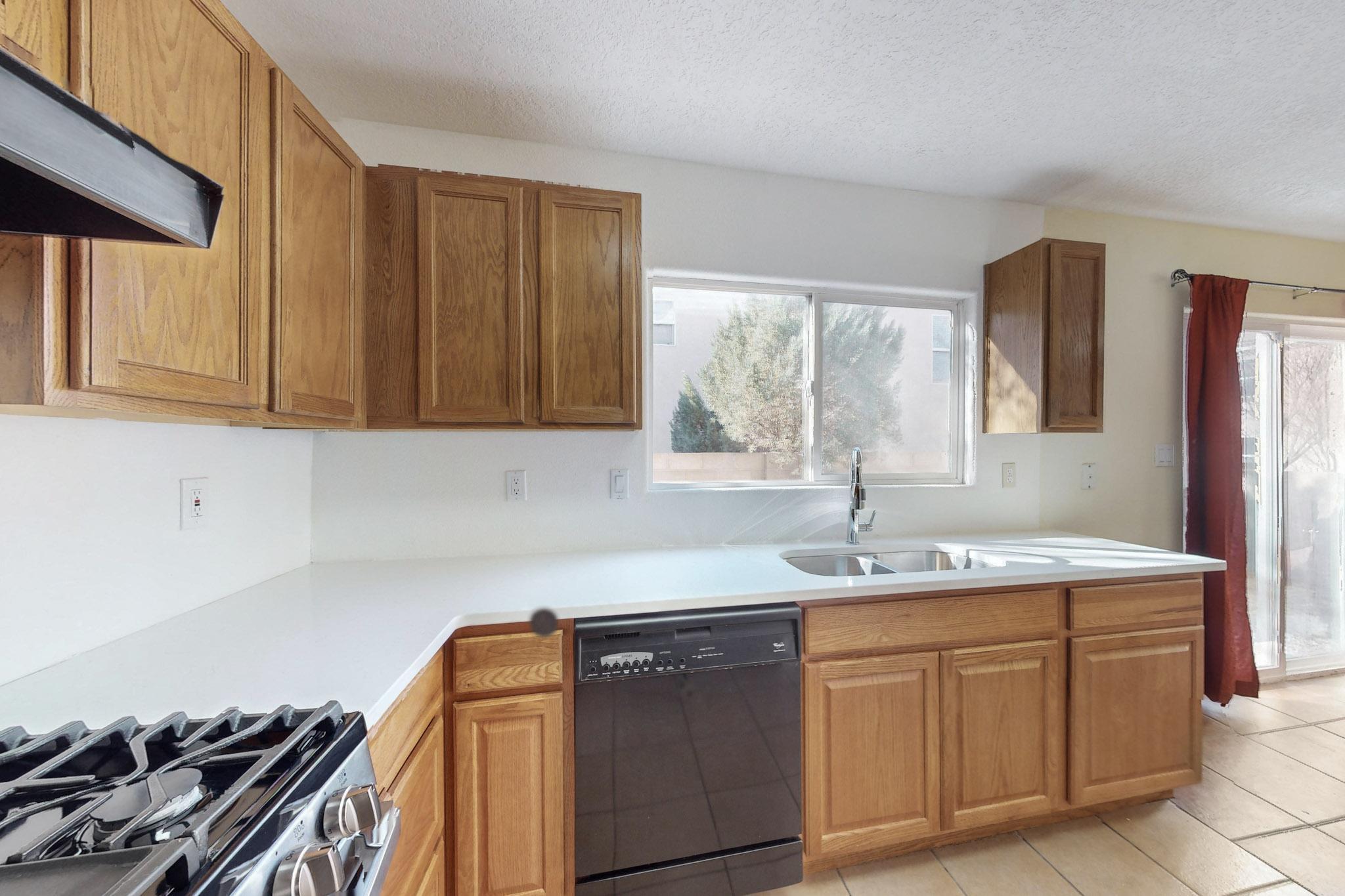 4320 Altura Vista Lane NE