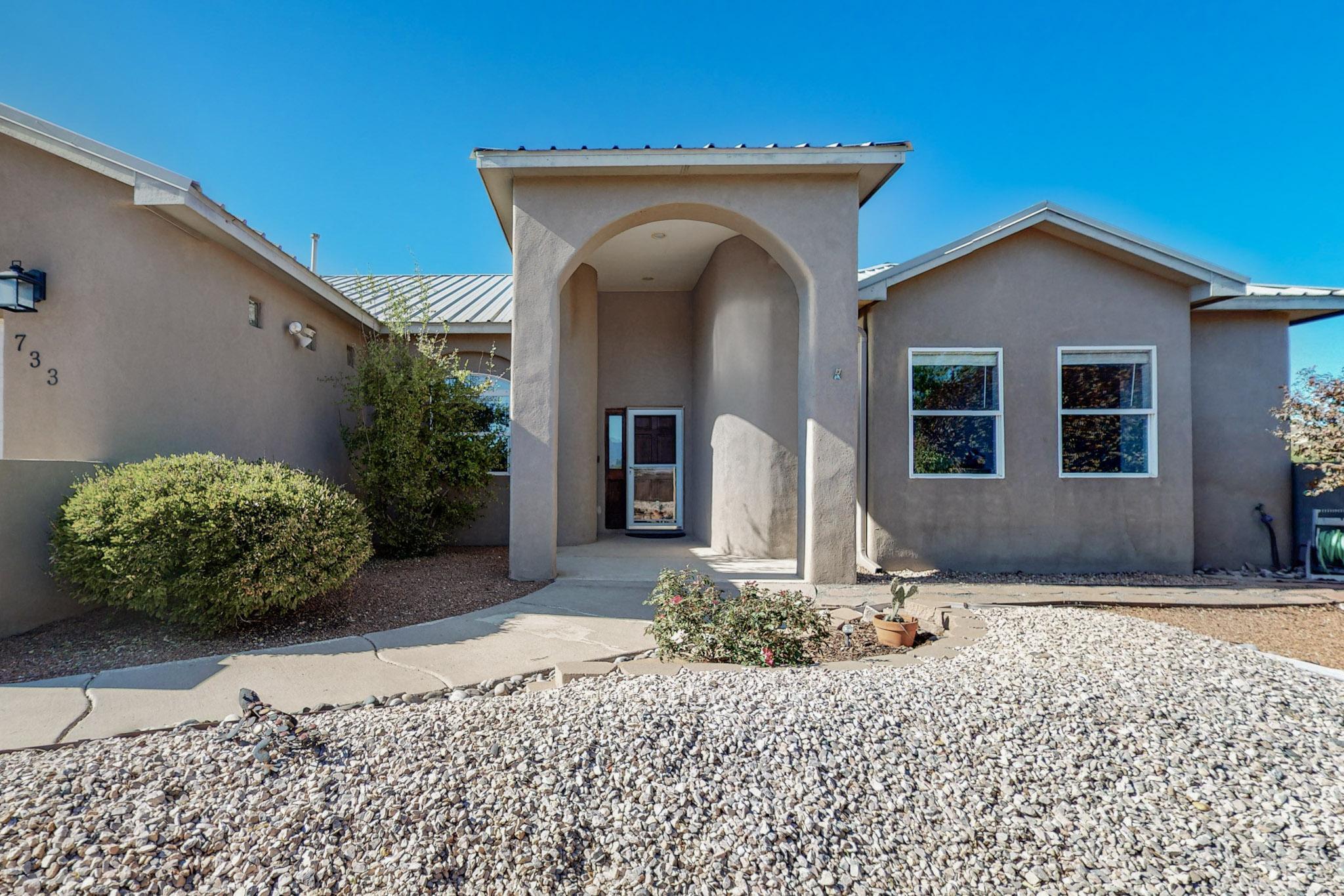 733 SONORA Road NE