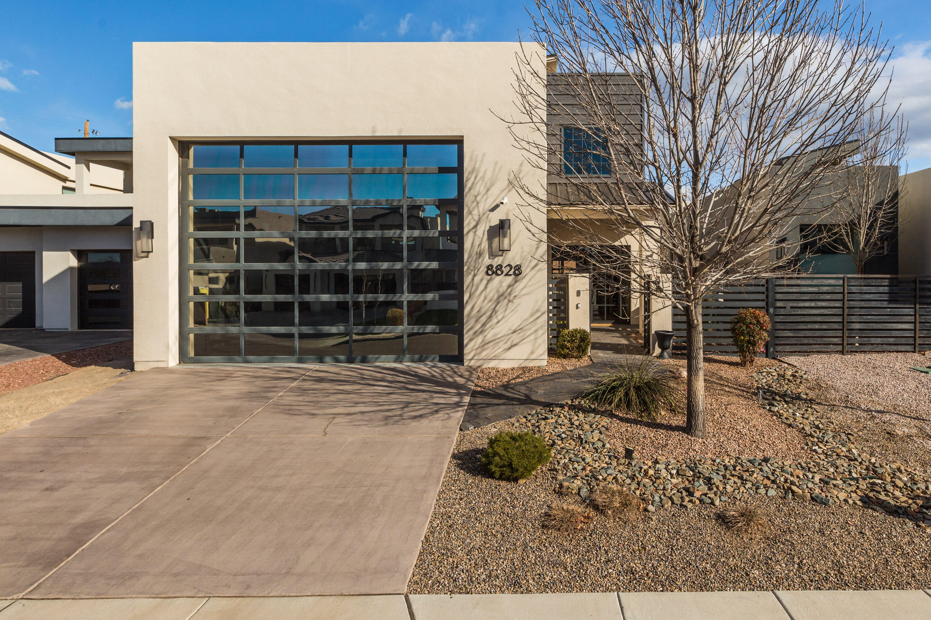 8828 SILVER OAK Lane NE