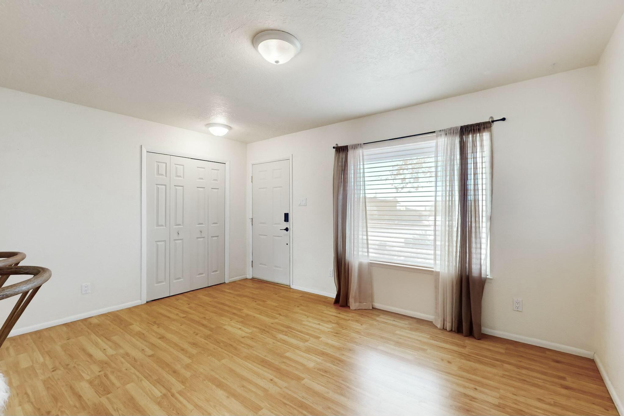2616 HIAWATHA Drive NE