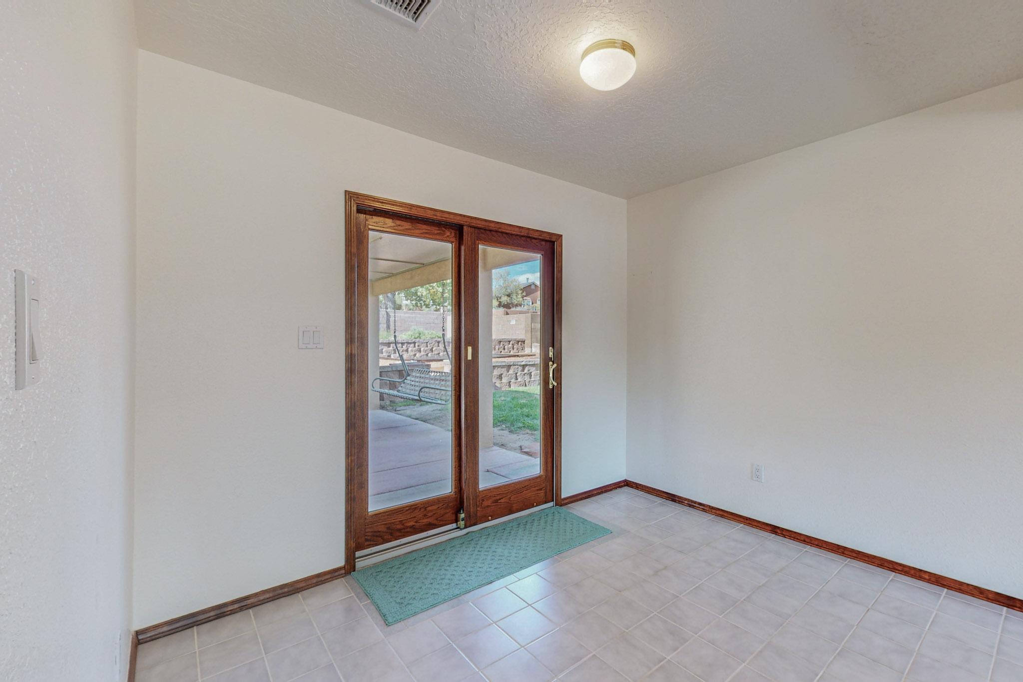 803 CANAL Boulevard SW