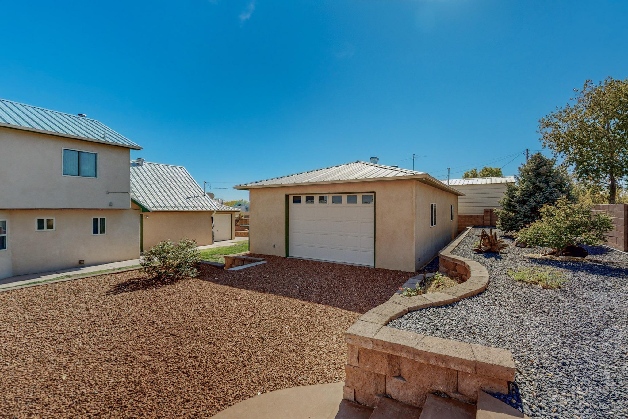 803 CANAL Boulevard SW