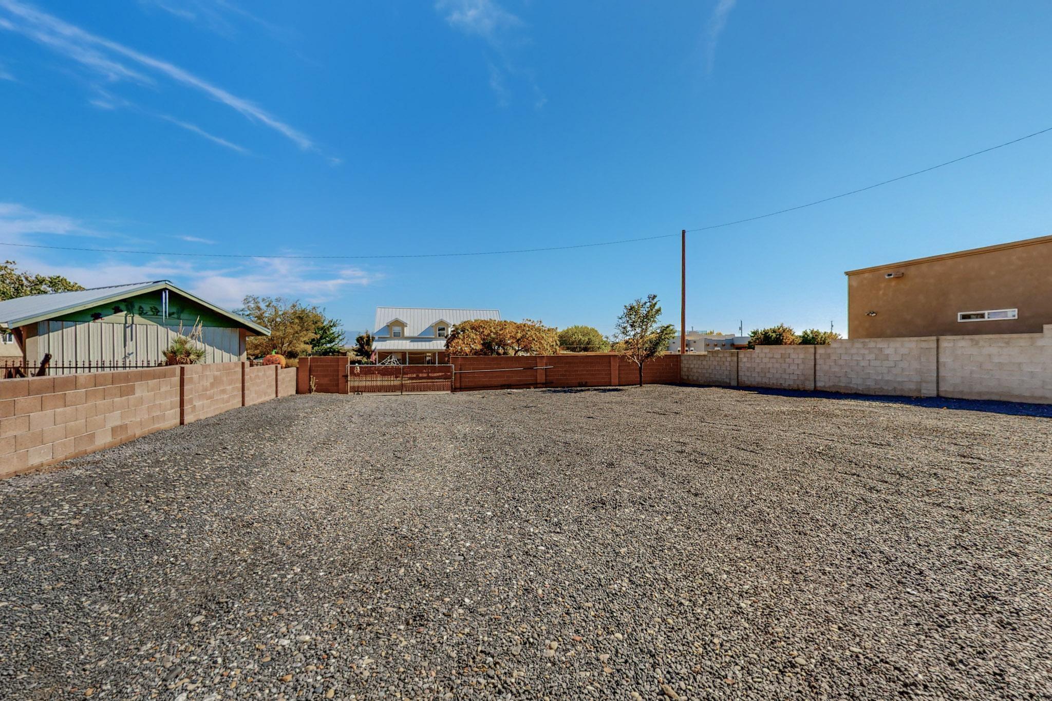 803 CANAL Boulevard SW
