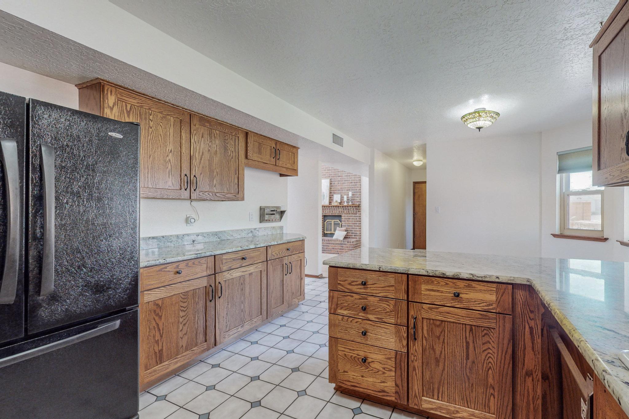 803 CANAL Boulevard SW