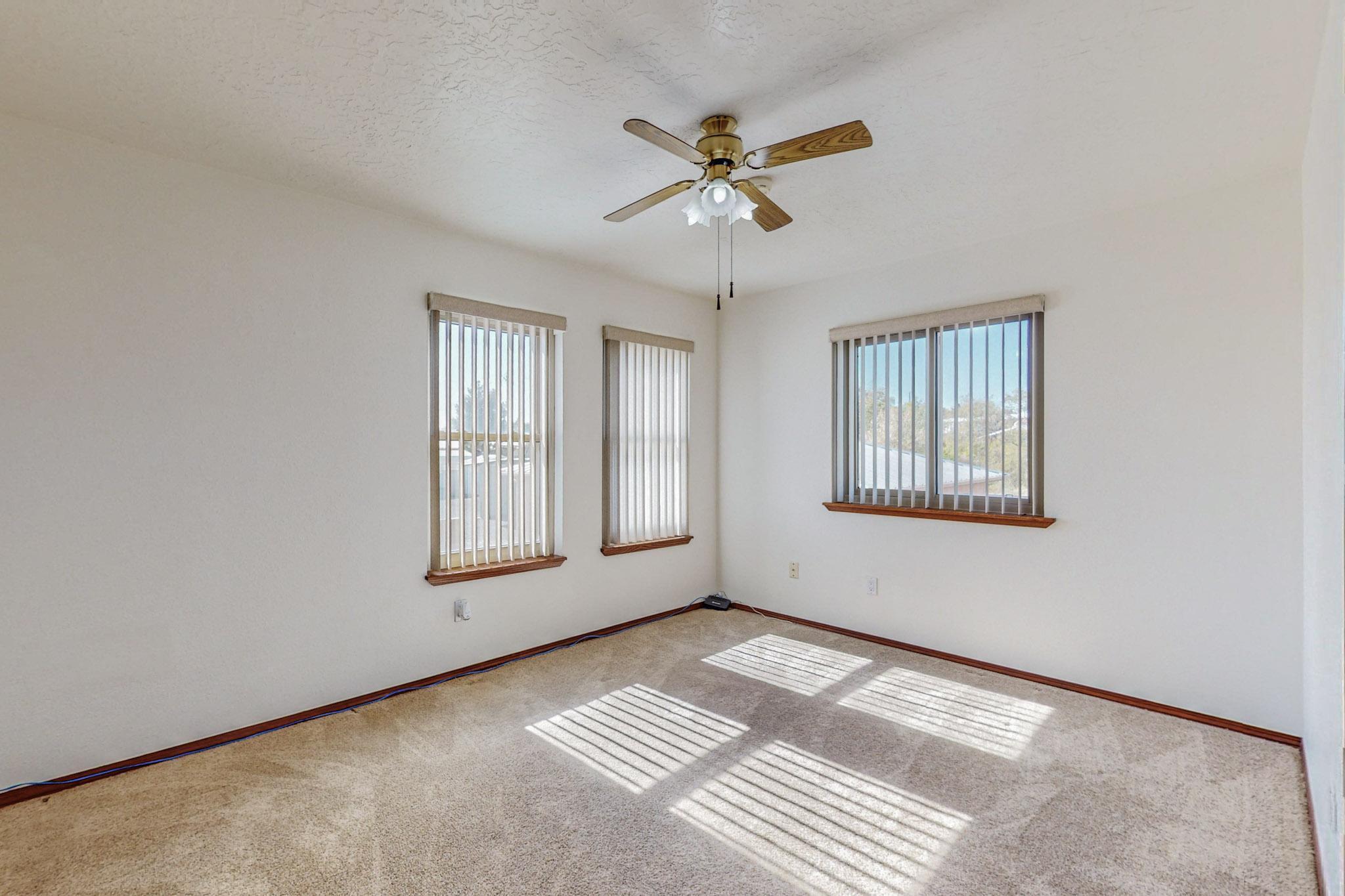 803 CANAL Boulevard SW