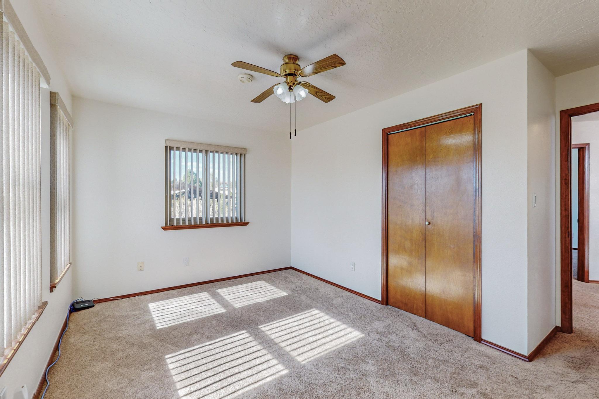 803 CANAL Boulevard SW