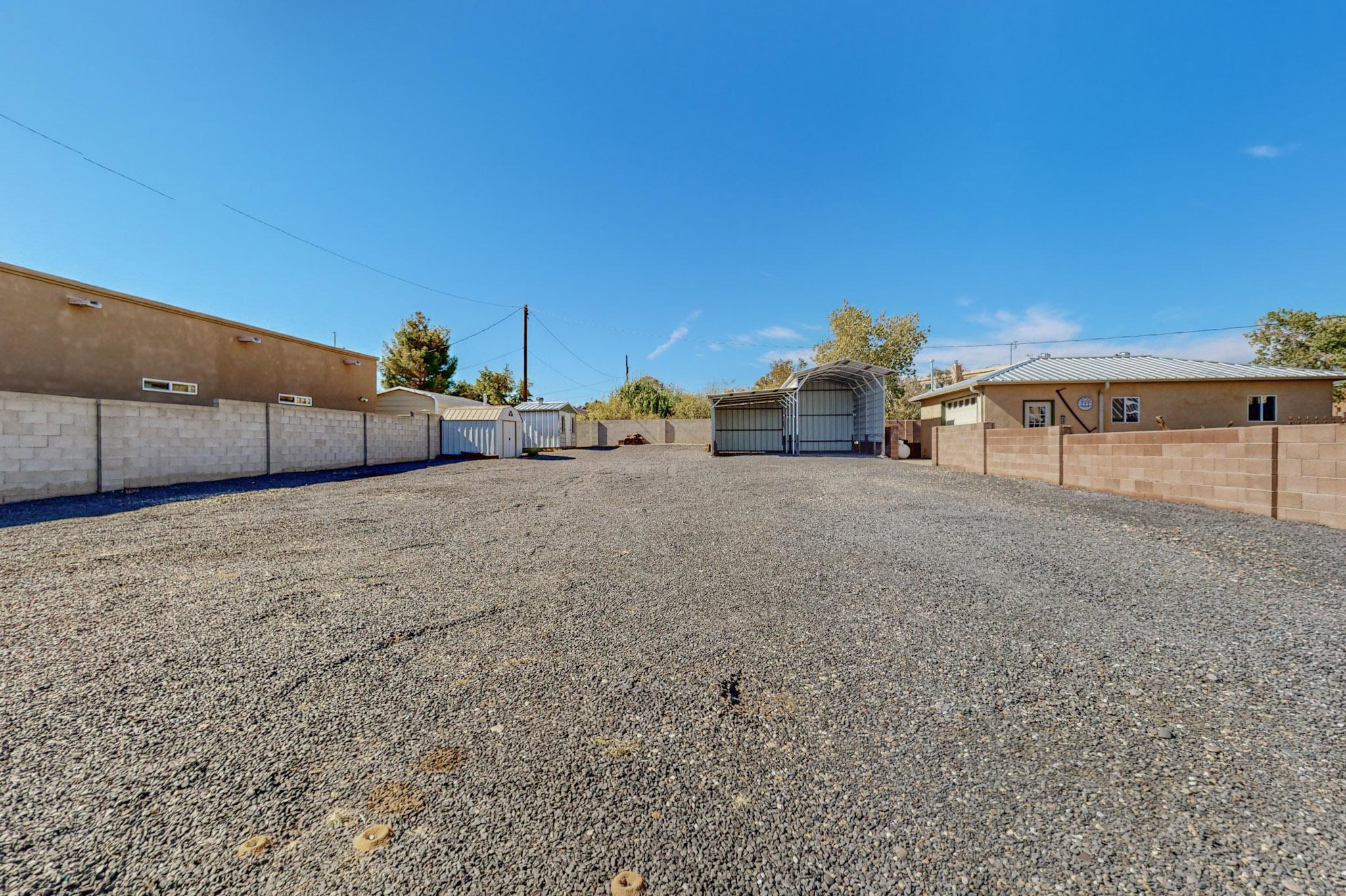 803 CANAL Boulevard SW