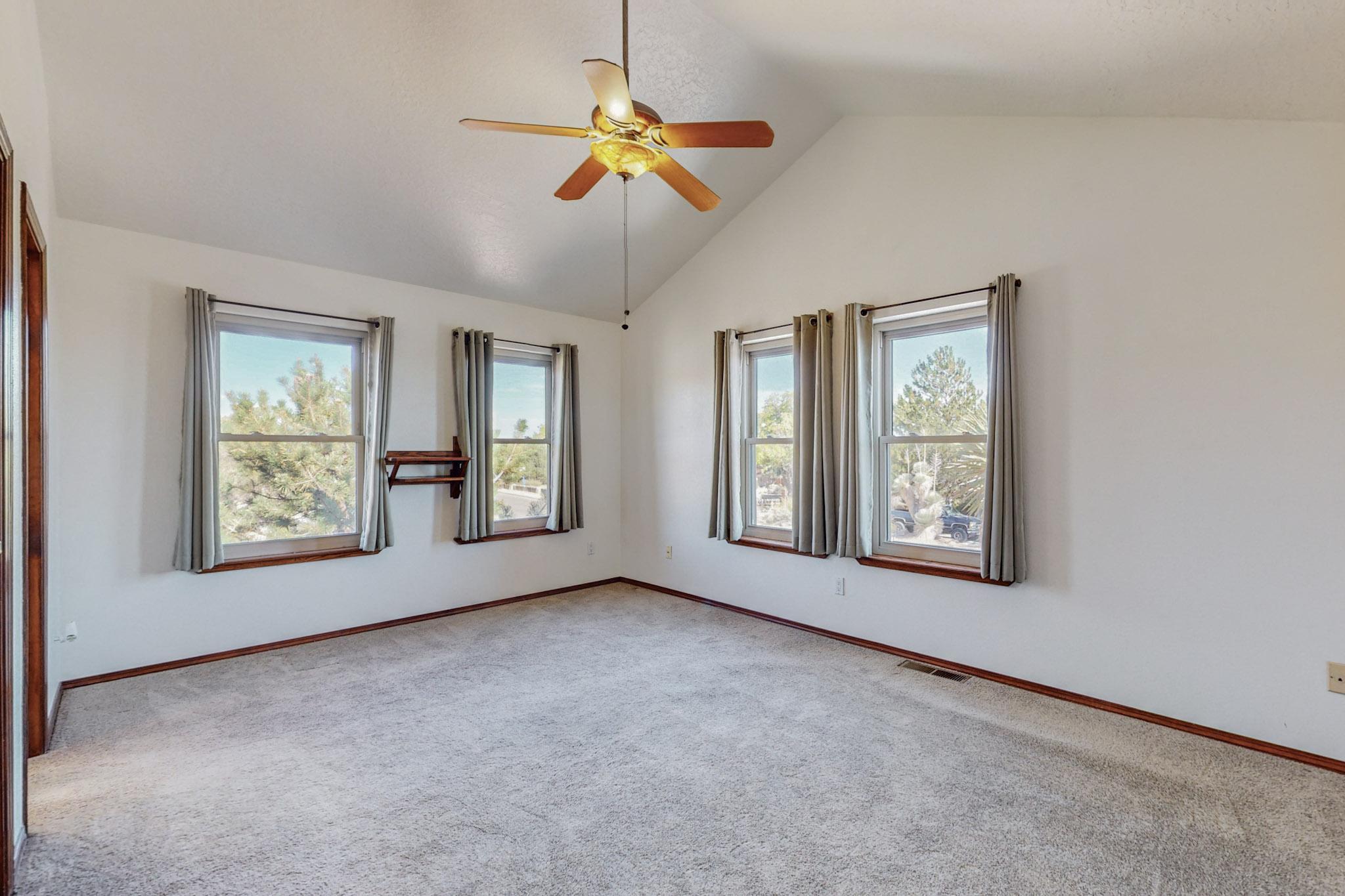 803 CANAL Boulevard SW