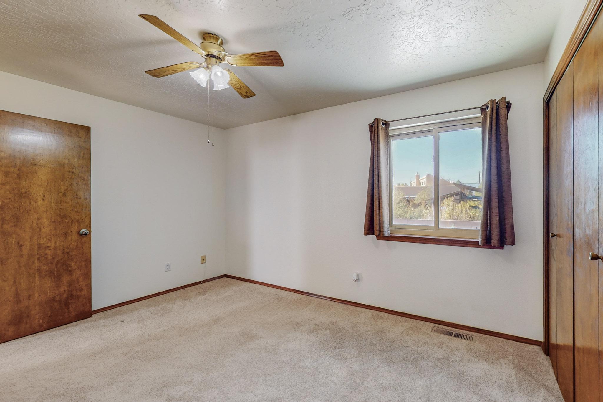 803 CANAL Boulevard SW