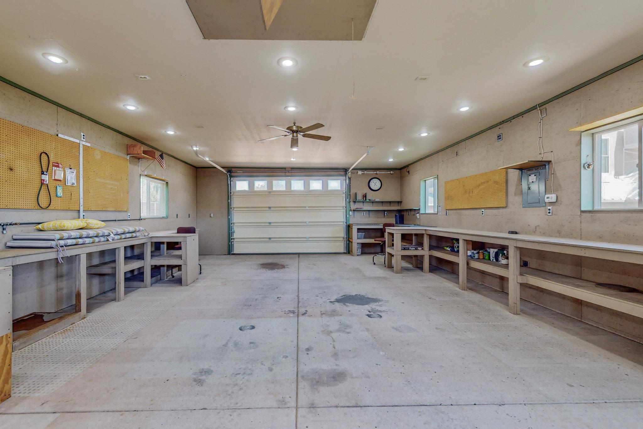 803 CANAL Boulevard SW