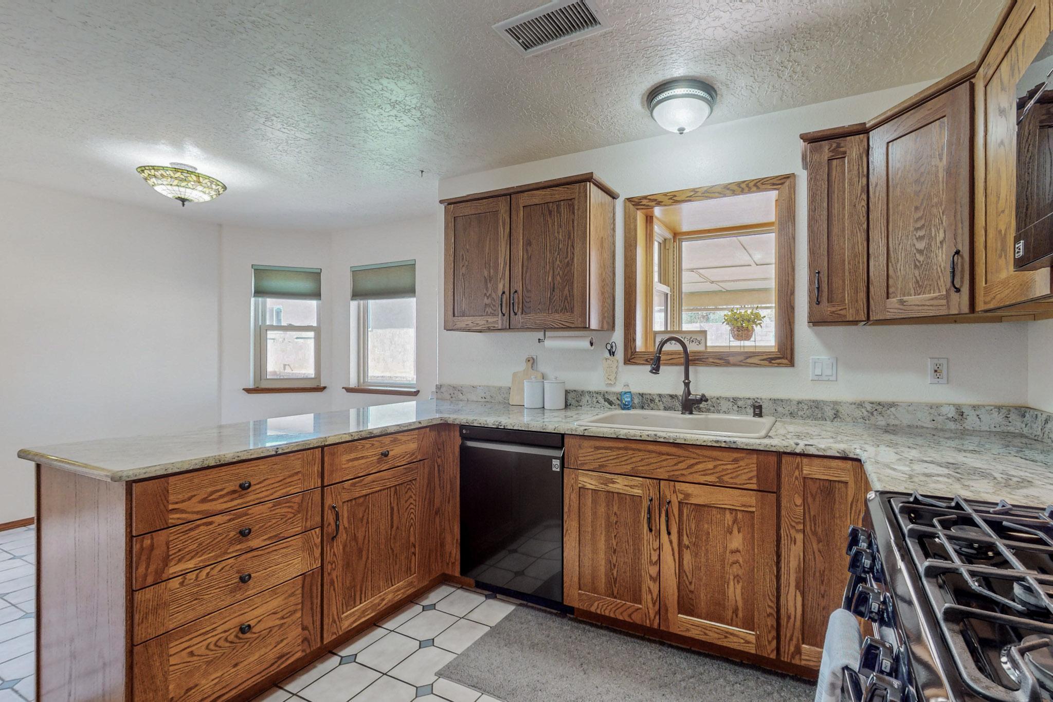 803 CANAL Boulevard SW
