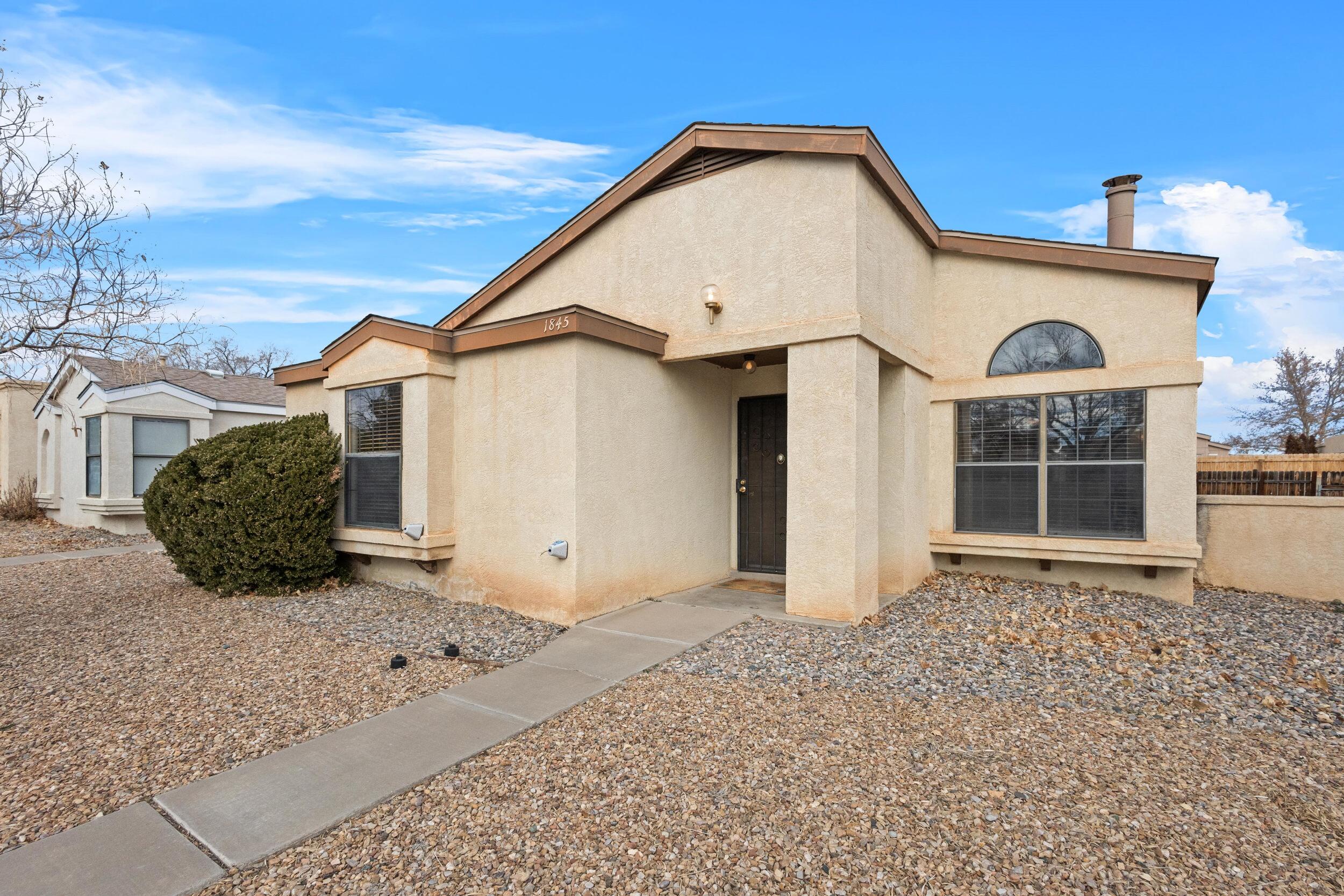 1845 BLACKBERRY Road NE