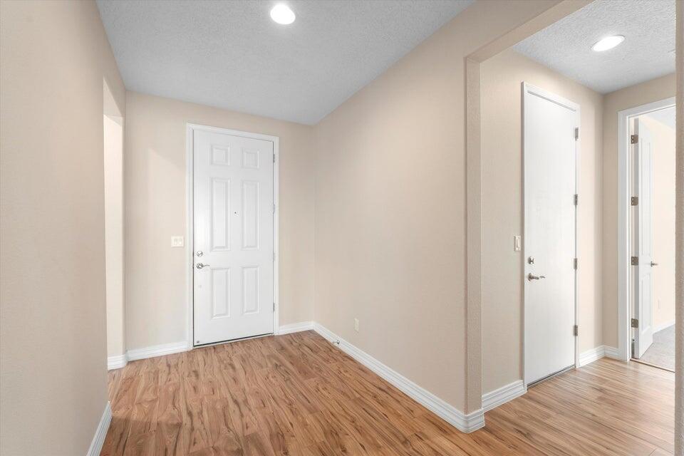 2789 N Kings Canyon Loop NE Lane NE