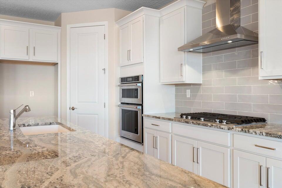 2789 N Kings Canyon Loop NE Lane NE