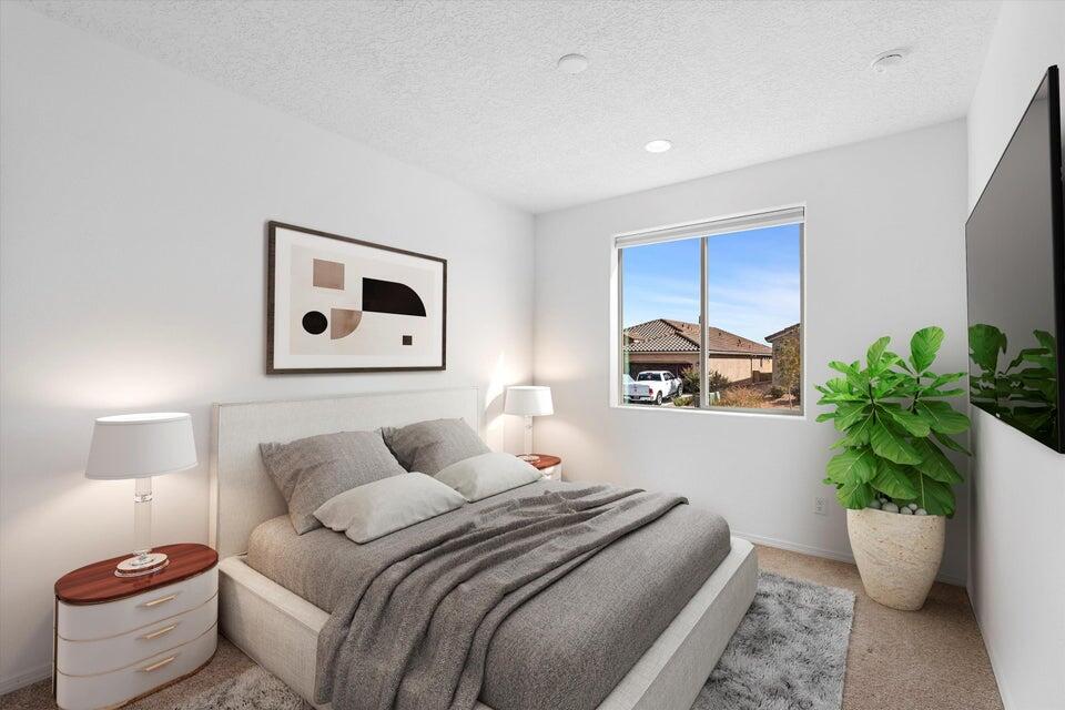 2789 N Kings Canyon Loop NE Lane NE
