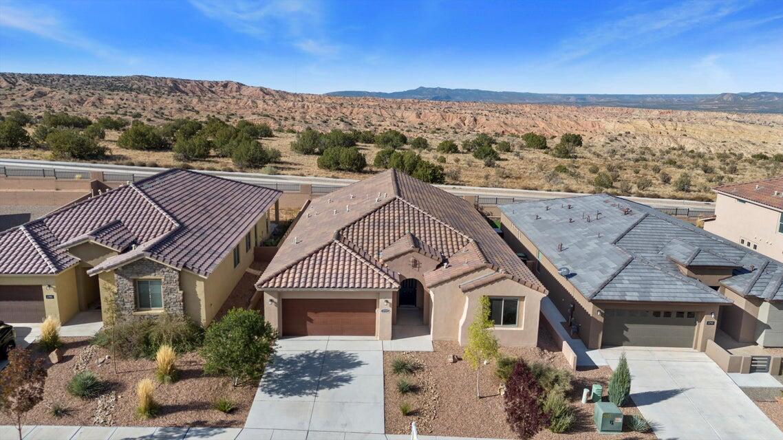 2789 N Kings Canyon Loop NE Lane NE