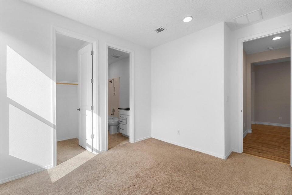 2789 N Kings Canyon Loop NE Lane NE