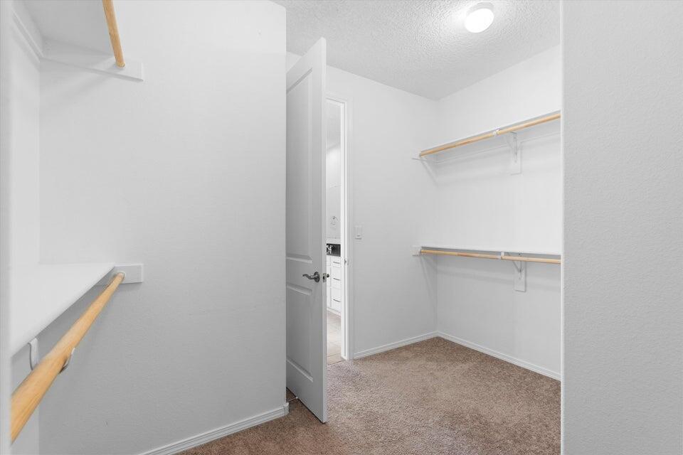 2789 N Kings Canyon Loop NE Lane NE