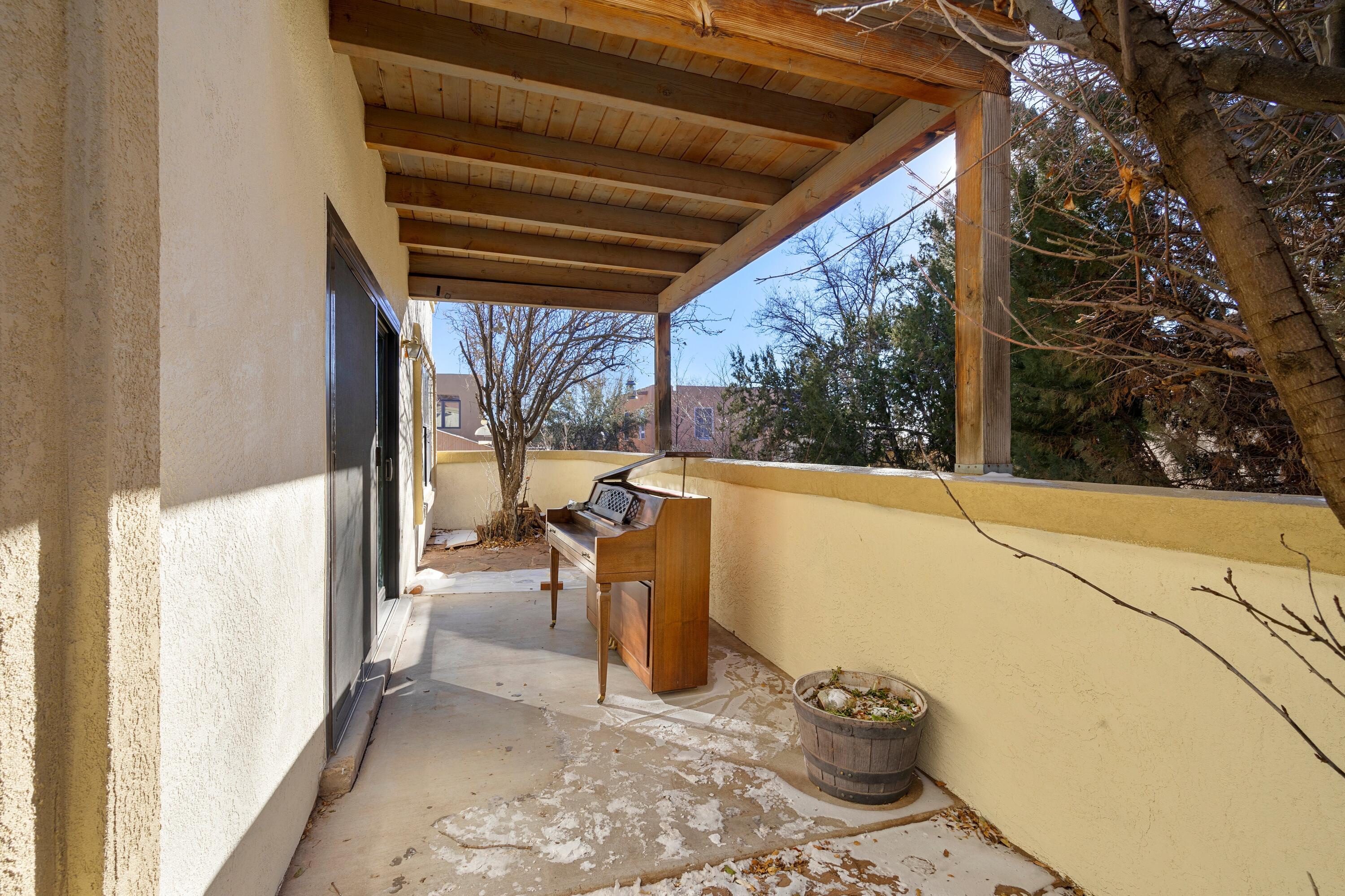 2300 NORTH Court