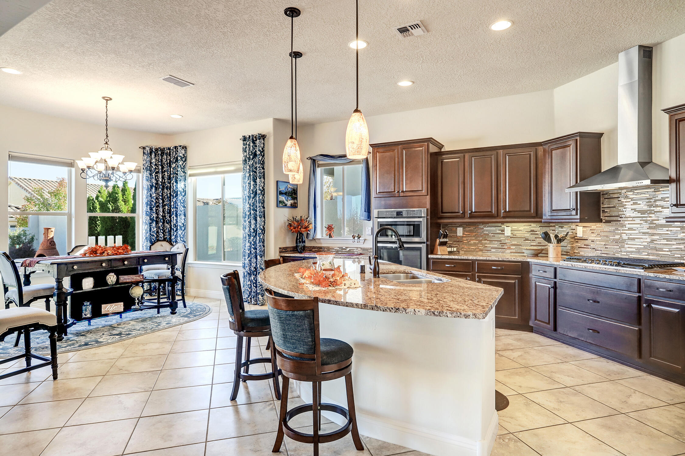 2128 GOOSE LAKE Trail NW