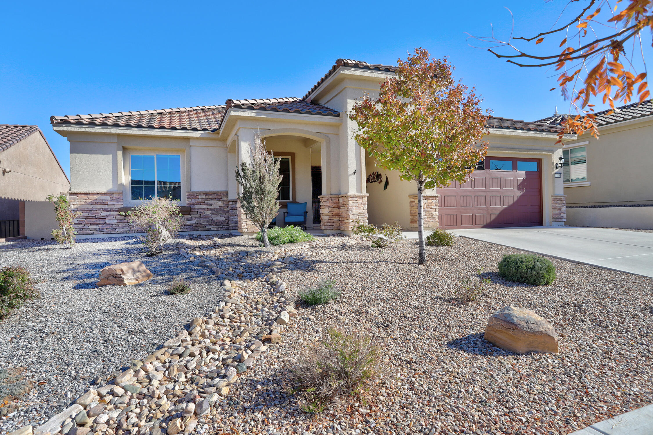 2128 GOOSE LAKE Trail NW