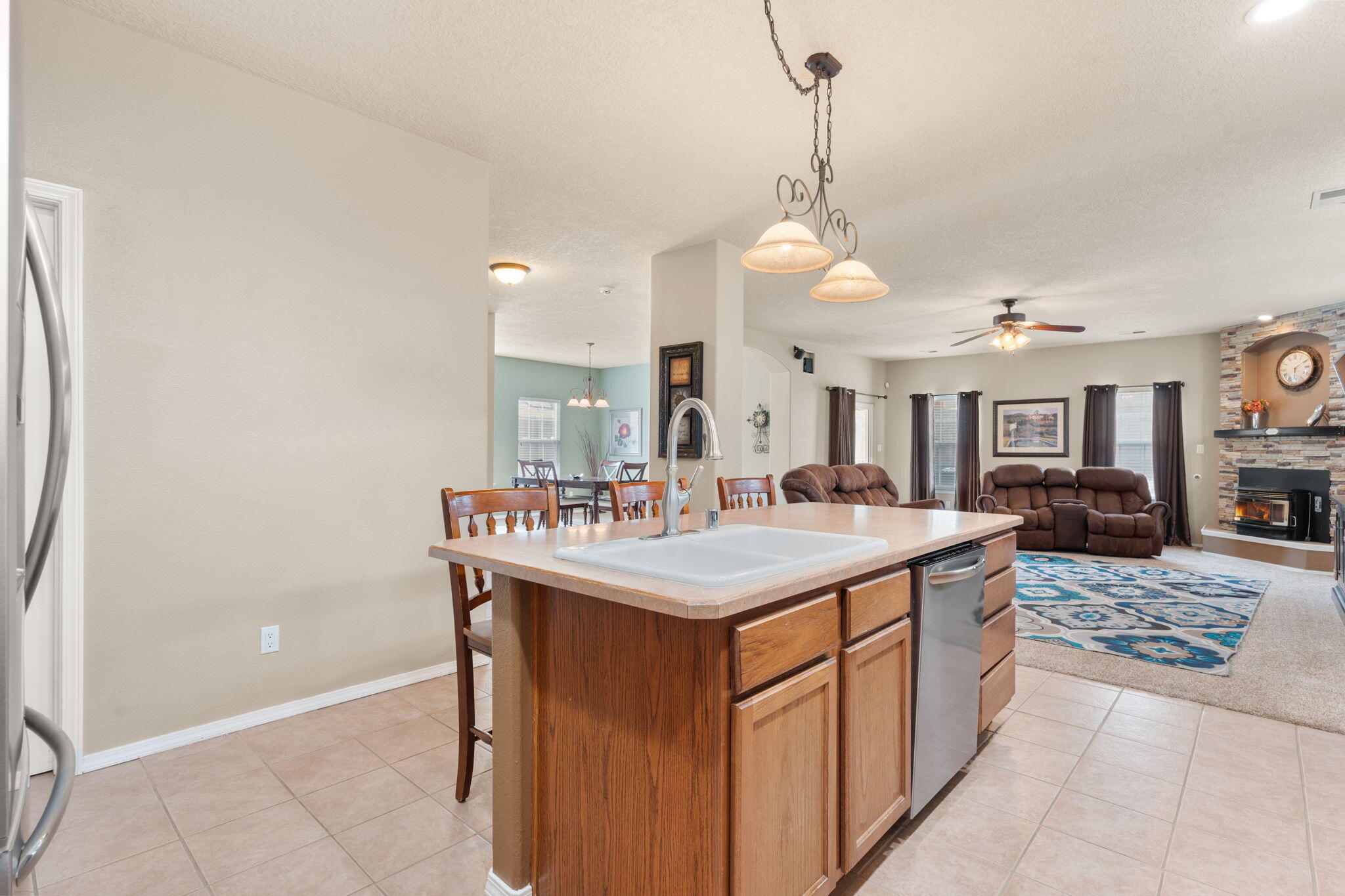 4823 MCNARY Court NW