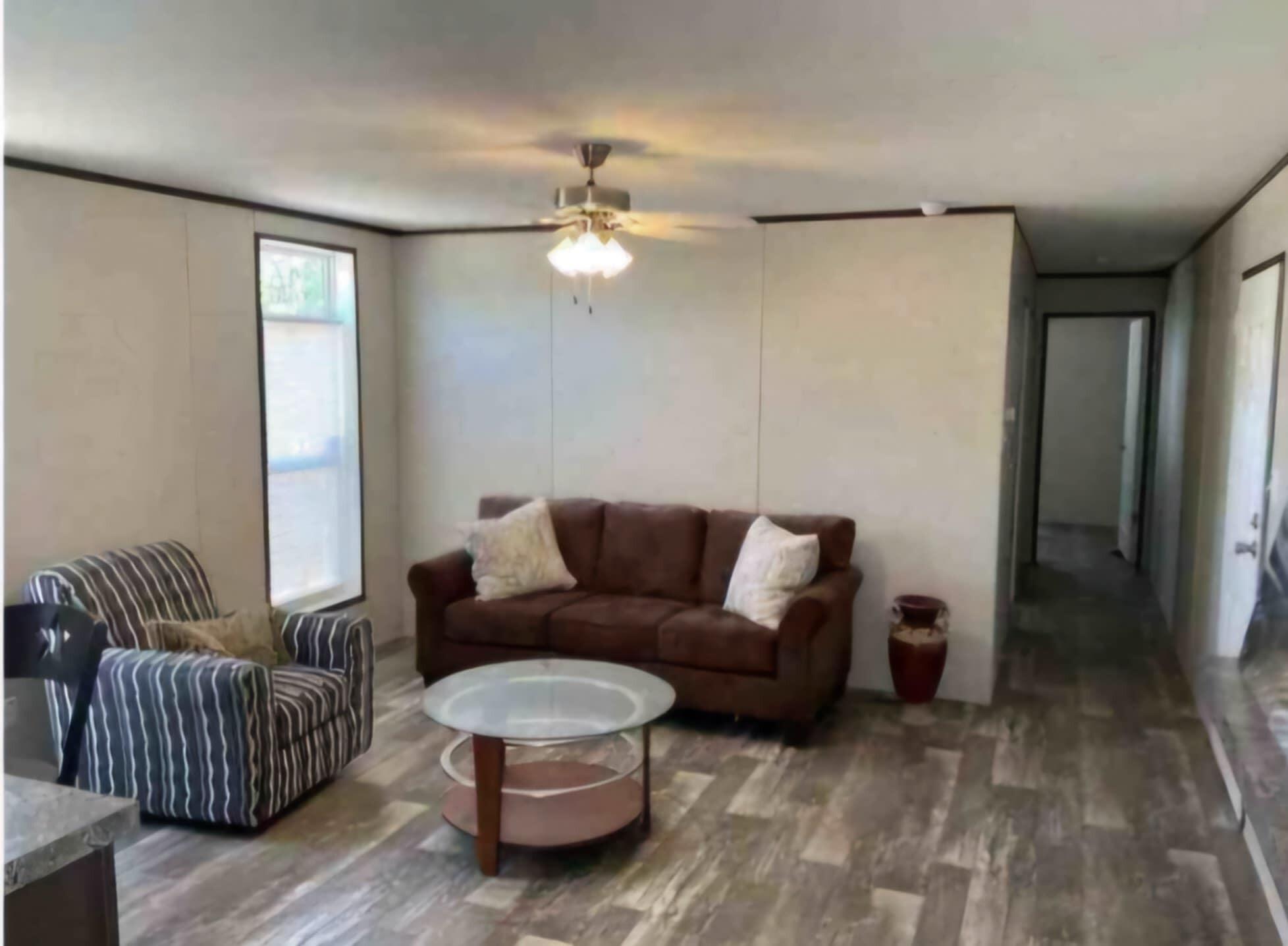 433 JEAN Court