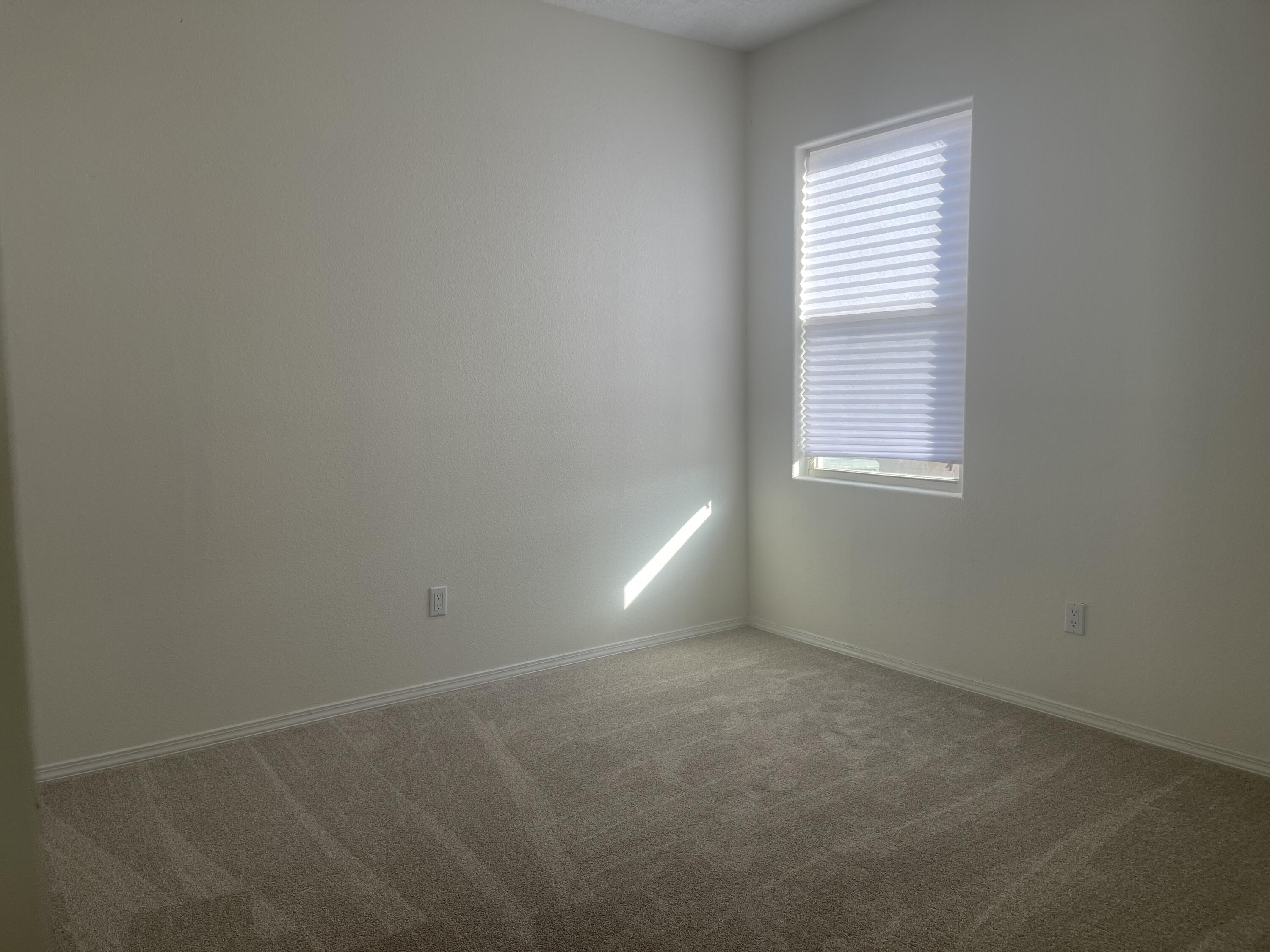1601 CORTE DEL SOL NW