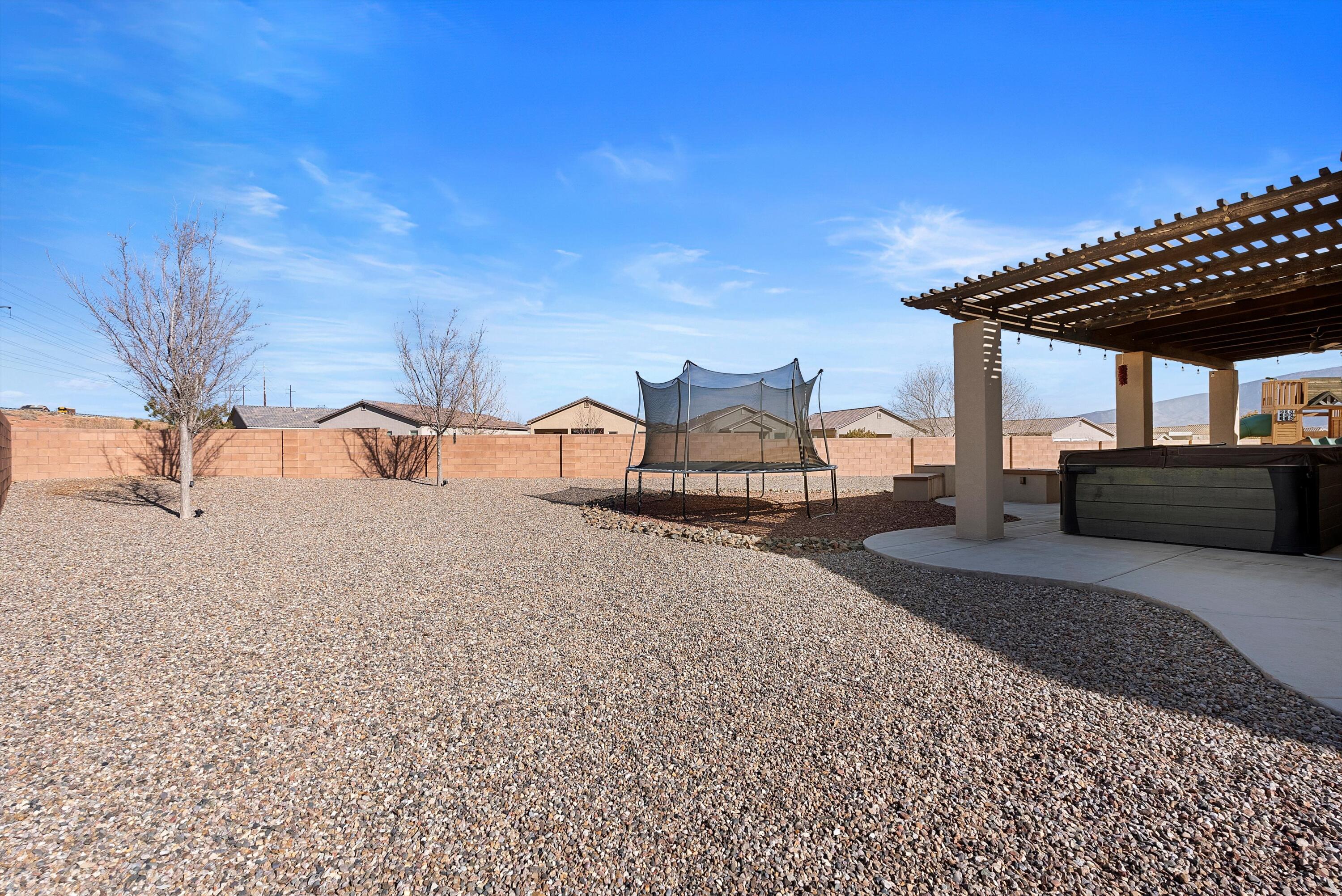 6965 CLEARY Loop NE