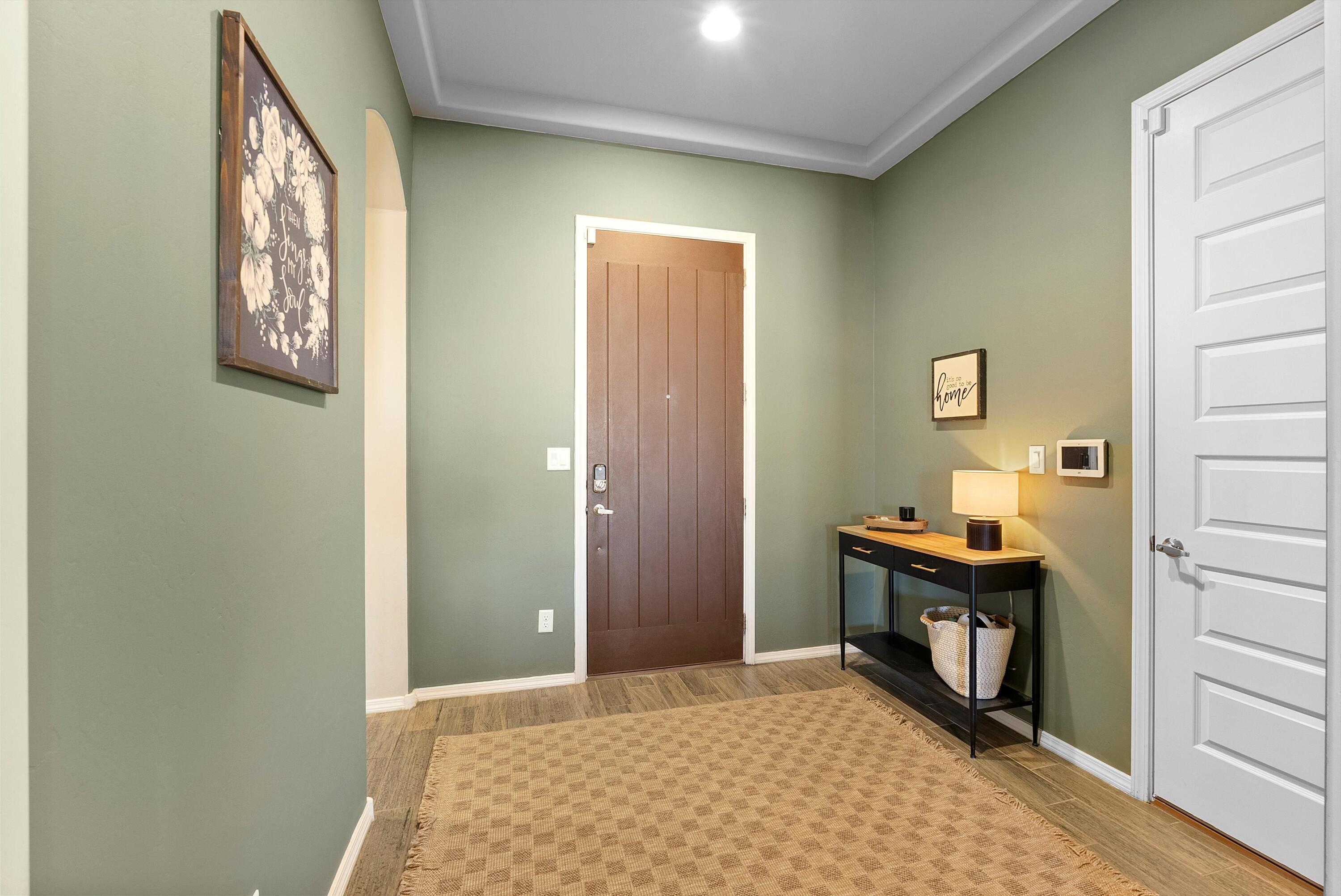 6965 CLEARY Loop NE