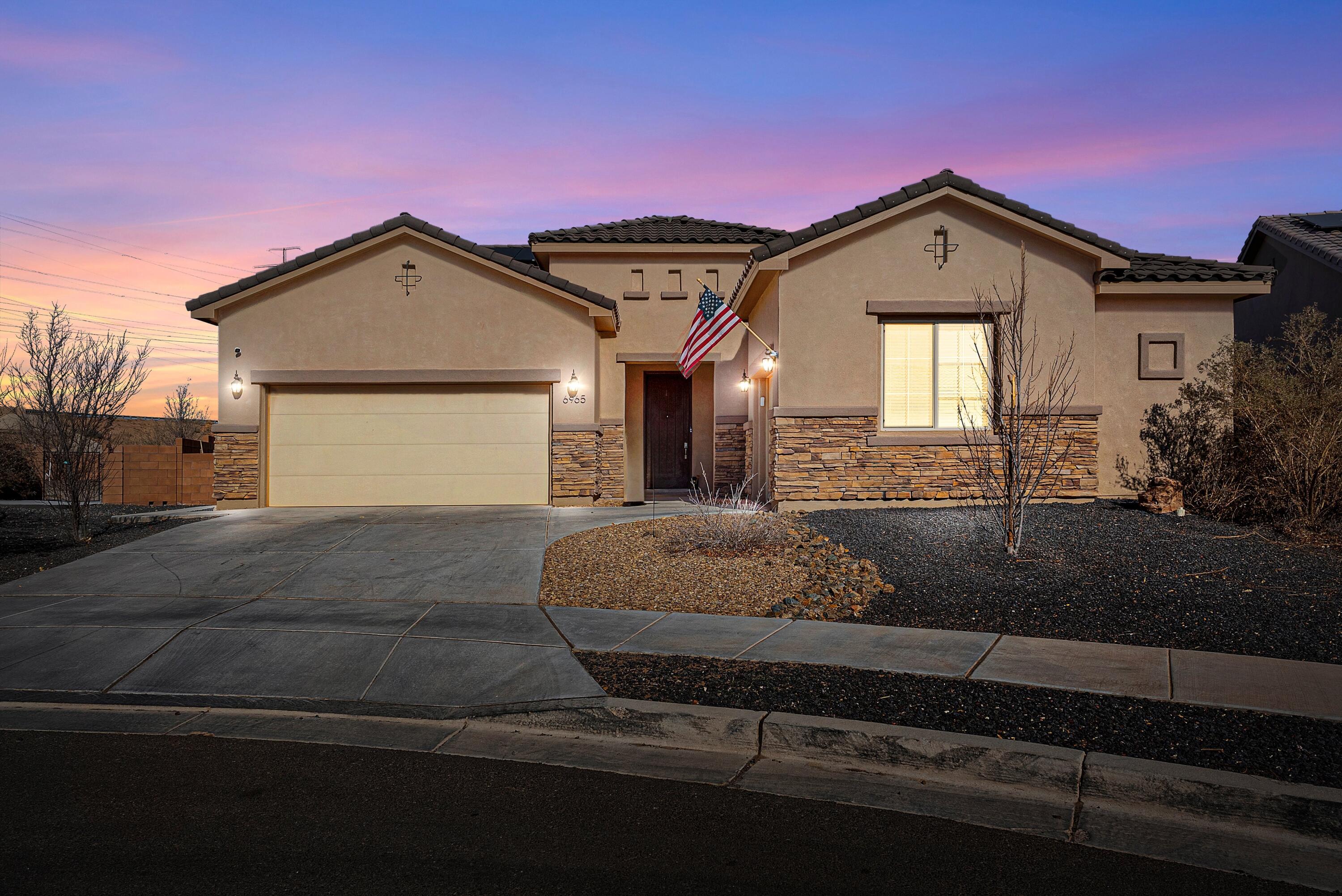 6965 CLEARY Loop NE