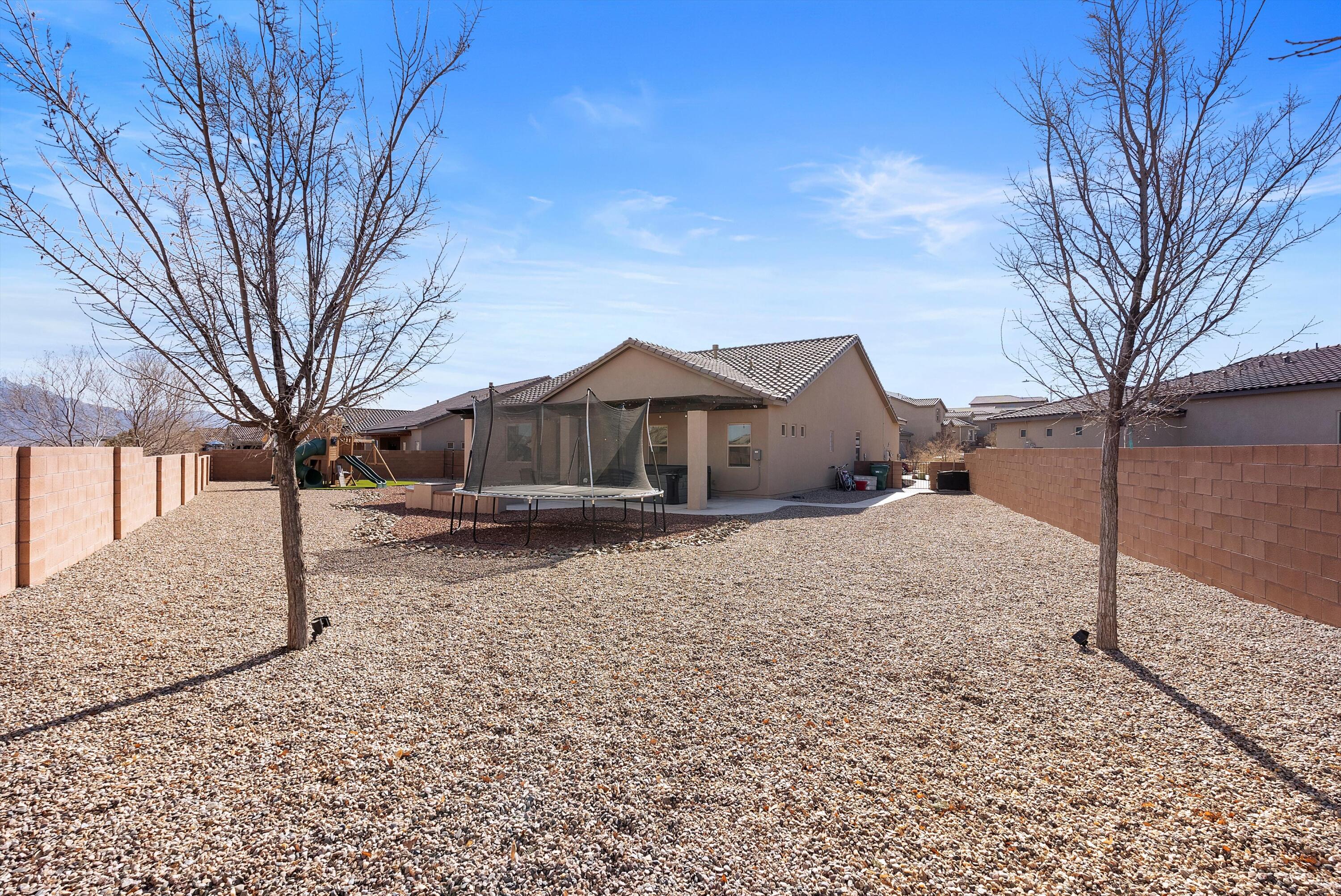 6965 CLEARY Loop NE