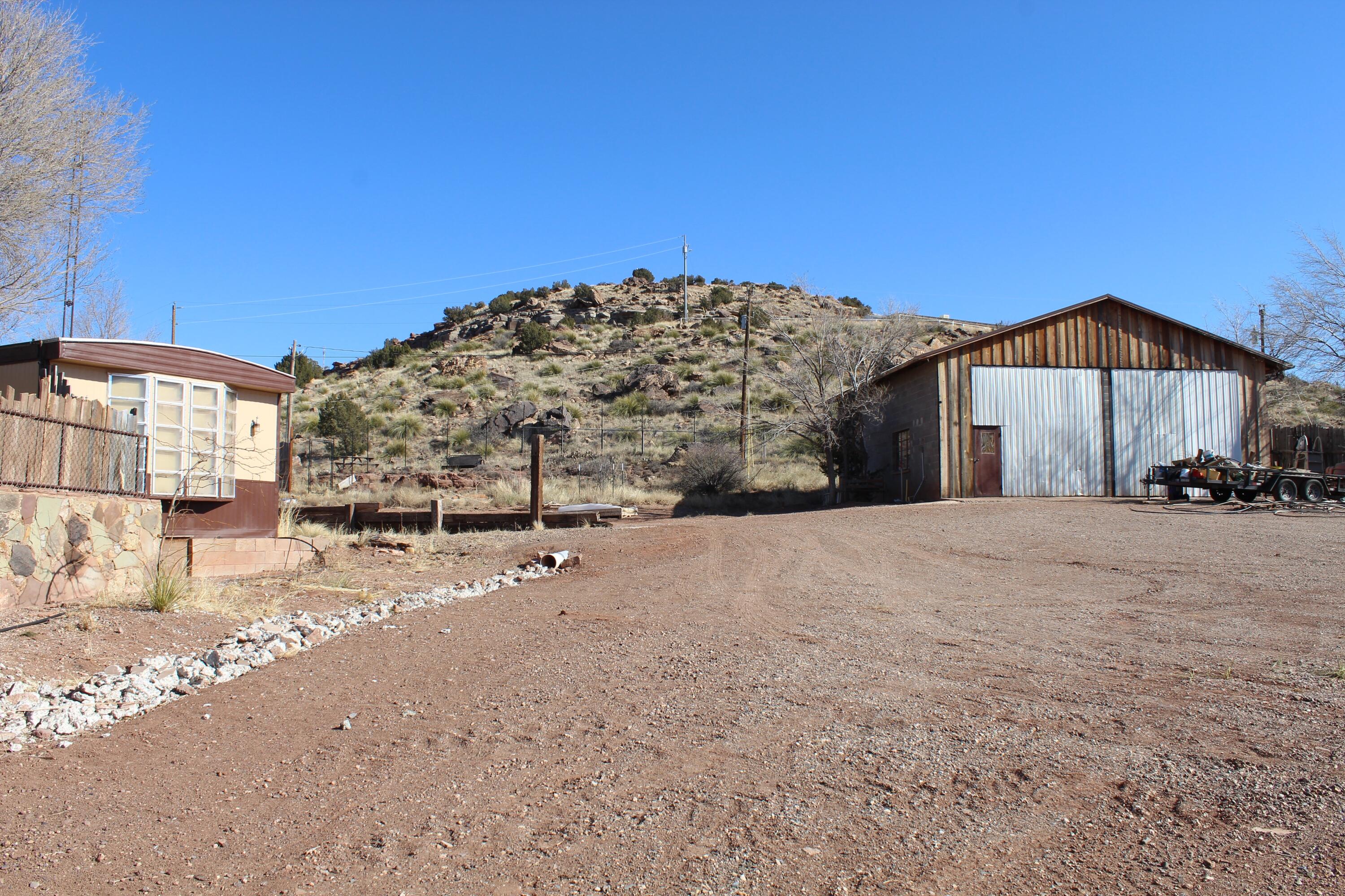 405 & 407 Bullhead Drive