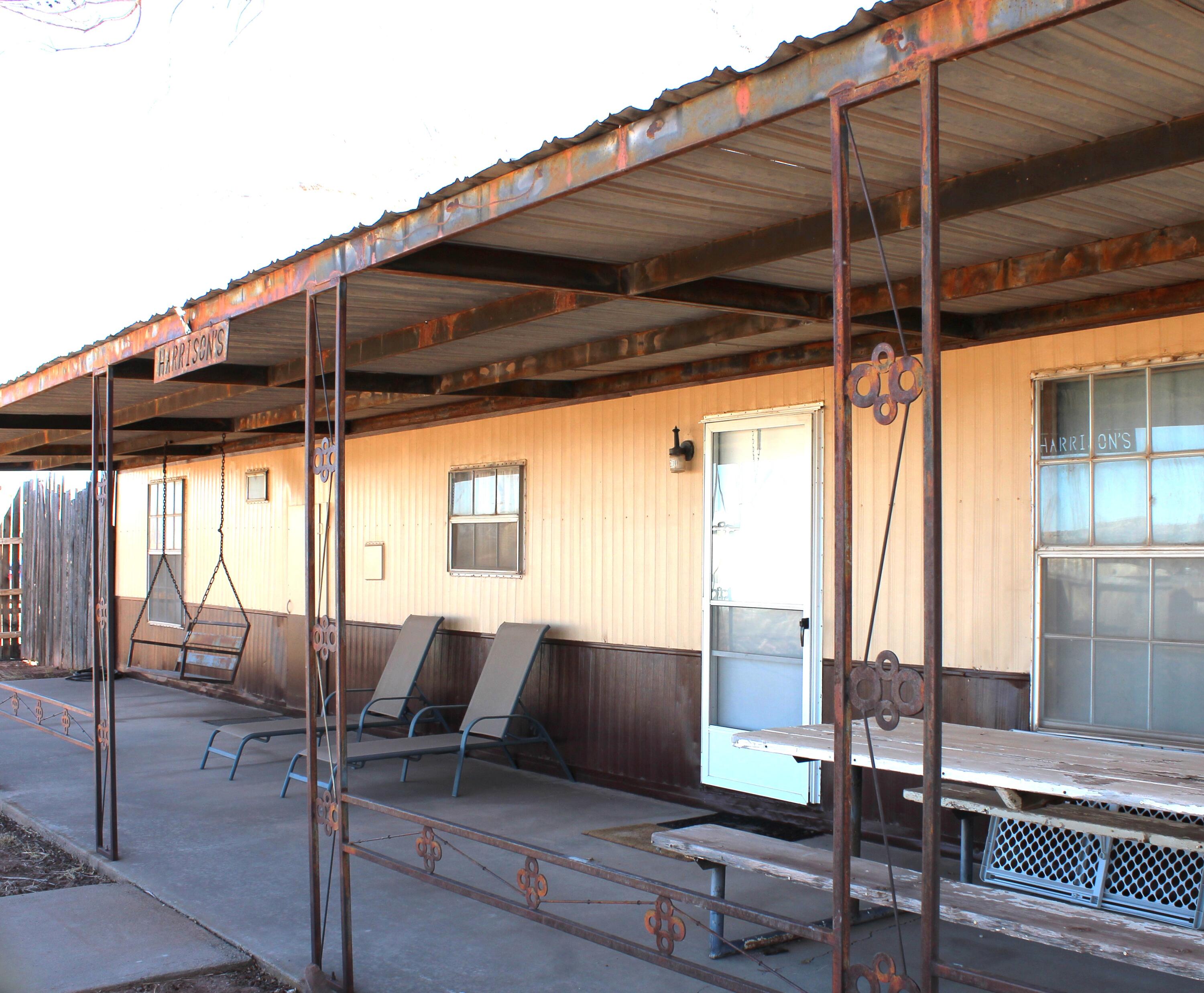 405 & 407 Bullhead Drive