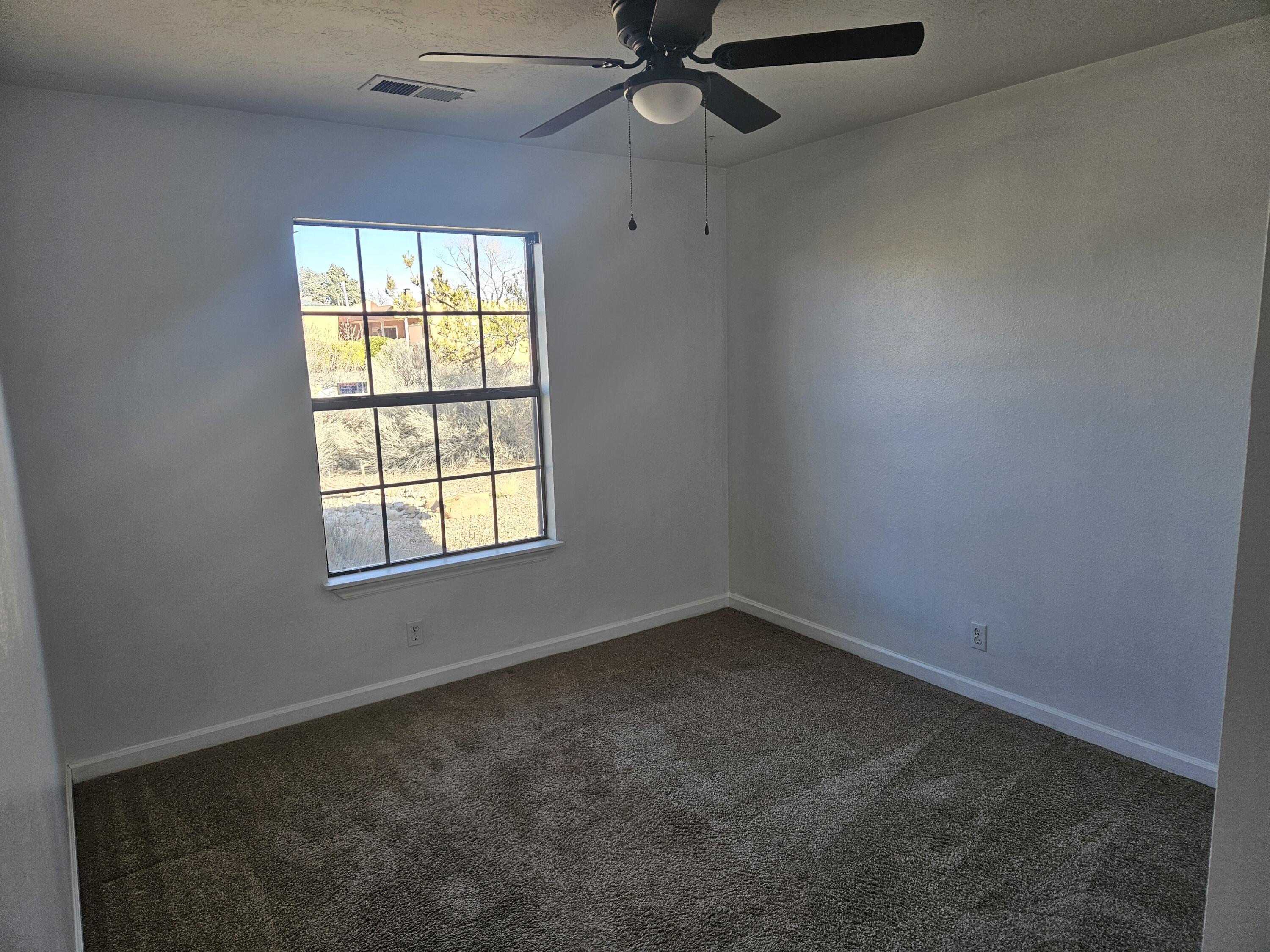 2108 WESTERN HILLS Drive NE