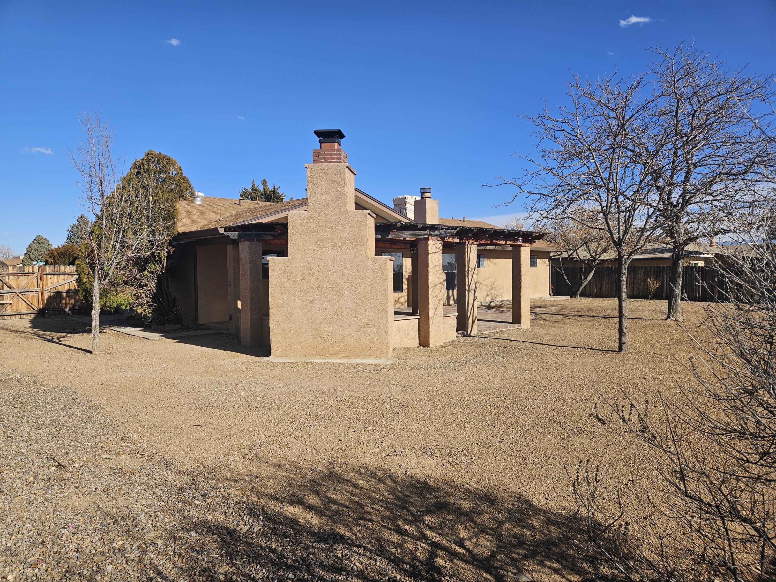 2108 WESTERN HILLS Drive NE
